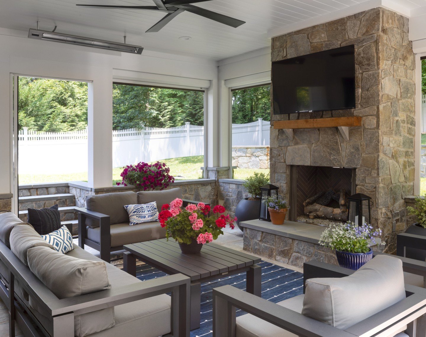 Let screen porch season begin🙌🙌.

These two have retractable screens, which are AMAZING.  The best of both worlds - you can leave them up  most of the time for an unobstructed view, and lower them when the bugs are out in full force.  Other great f