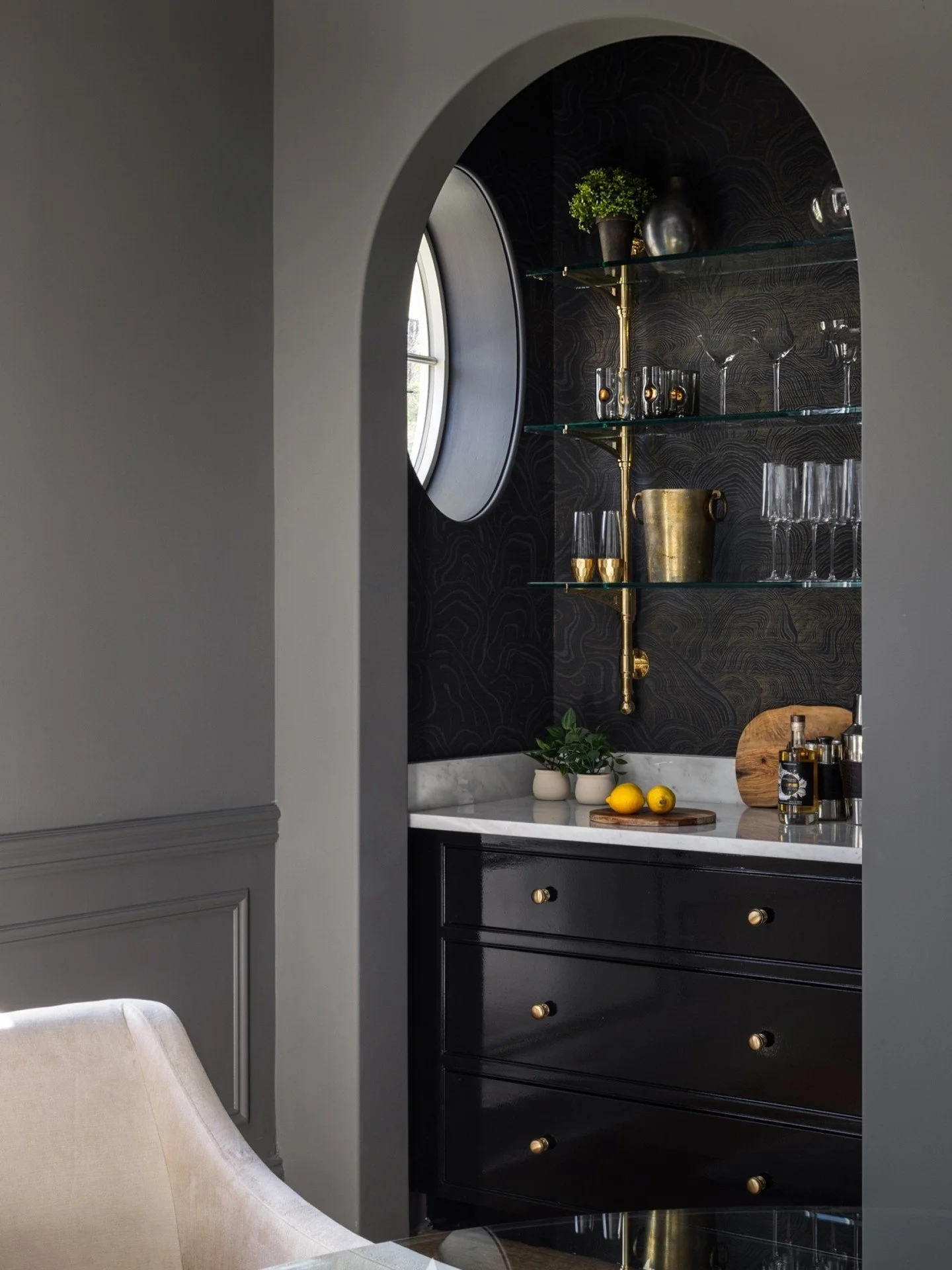 Elegant entertaining🖤. While that may seem like a pipe dream if you have young kids clamoring for Santa and a busy holiday schedule, we promise the day the WILL come when its possible. 

For now, we recommend you embrace your current season: turn yo