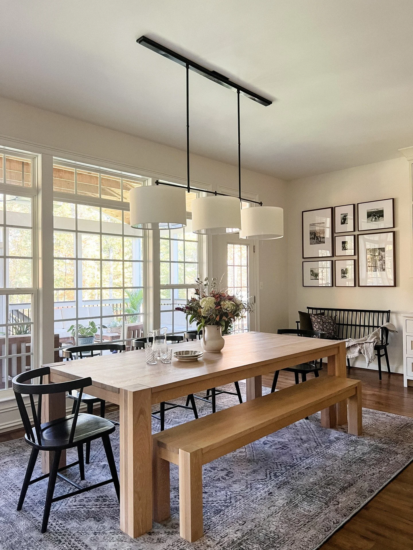 Spaces like this are designed for gathering, lingering, and making room for one more chair at the table (and this one was handcrafted in white oak for a family of six by the amazing @relictables😊).

.
.
.
#WellhouseAndCo #DiningRoomDesign #KitchenAn