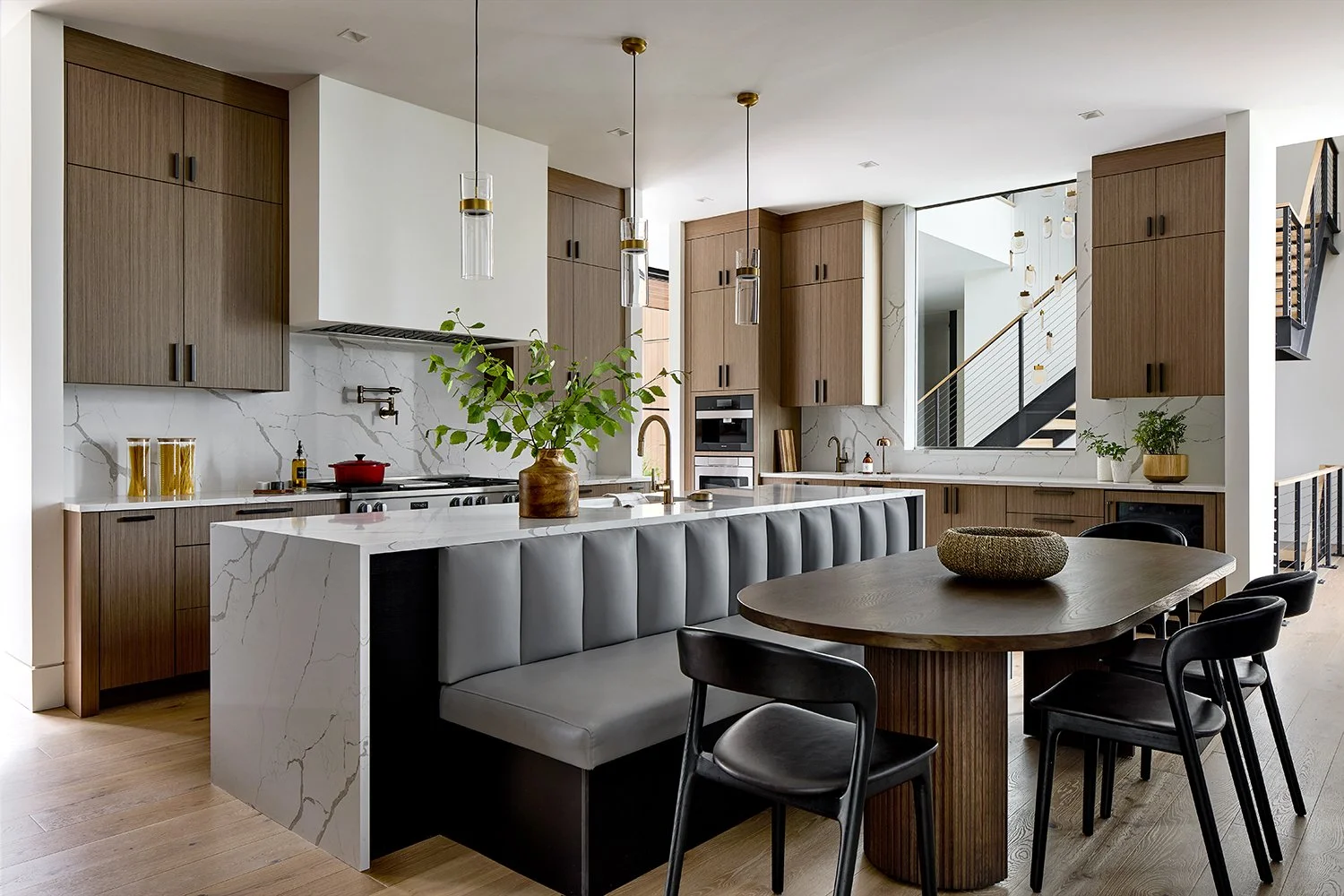 Wellhouseandco-modernwaterfrontretreat-interiordesign-washingtondc-stacygoldberg-10.jpg
