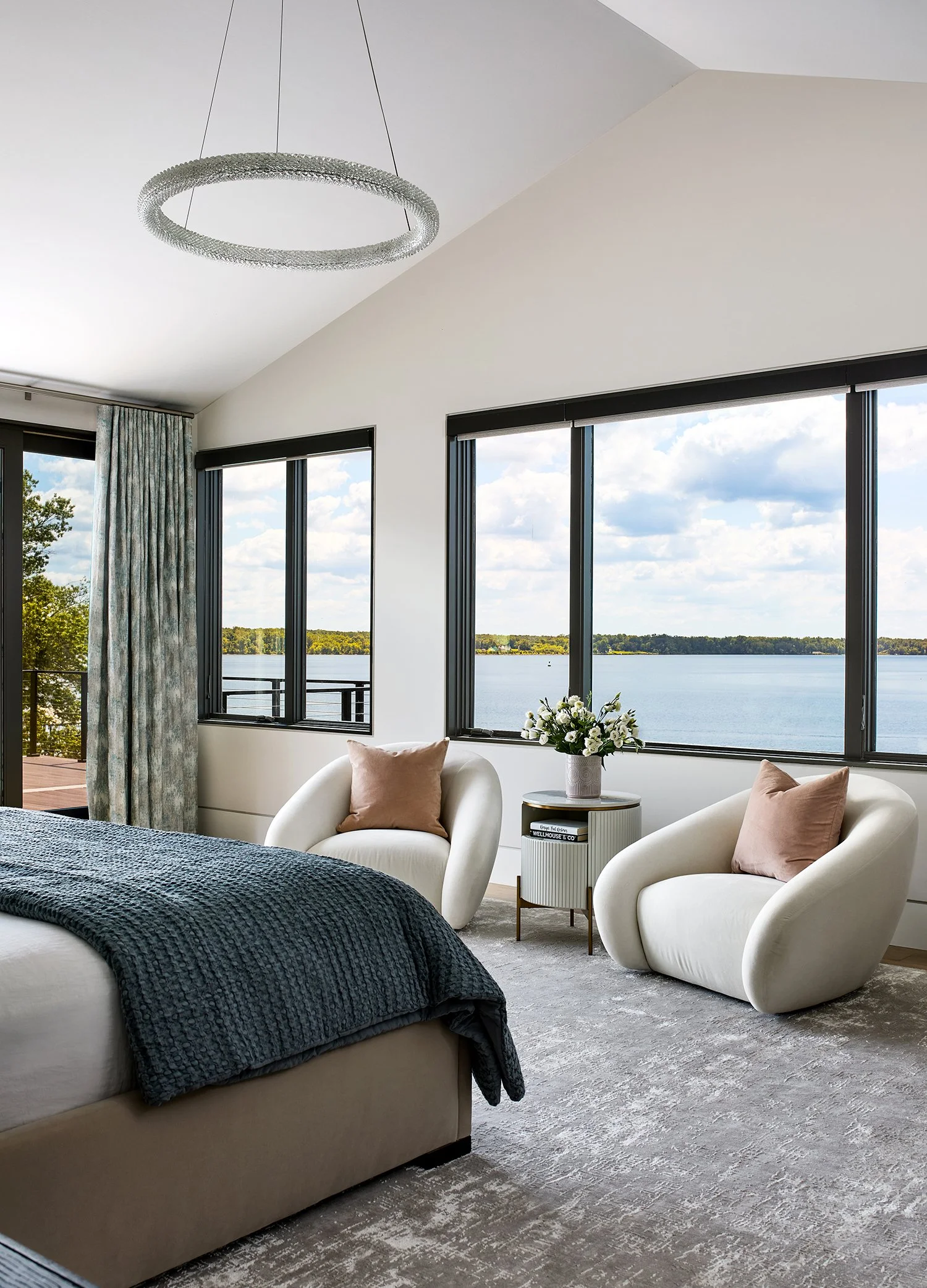 Wellhouseandco-modernwaterfrontretreat-interiordesign-washingtondc-stacygoldberg-26.jpg
