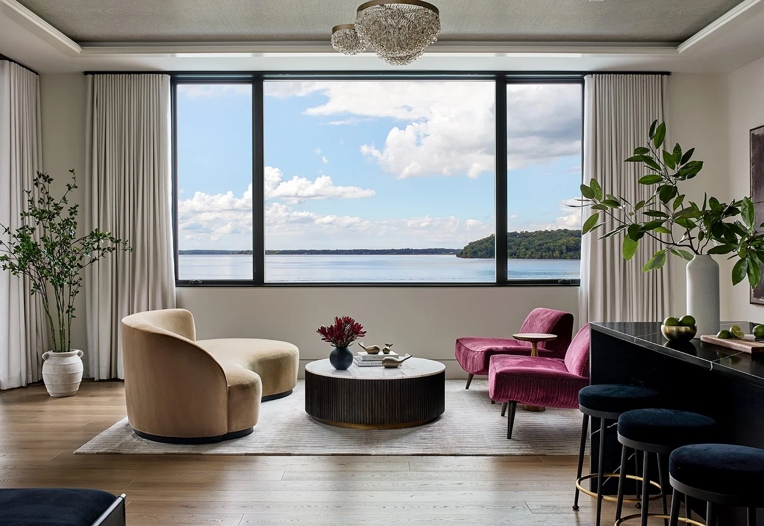Wellhouseandco-modernwaterfrontretreat-interiordesign-washingtondc-stacygoldberg-17.jpg