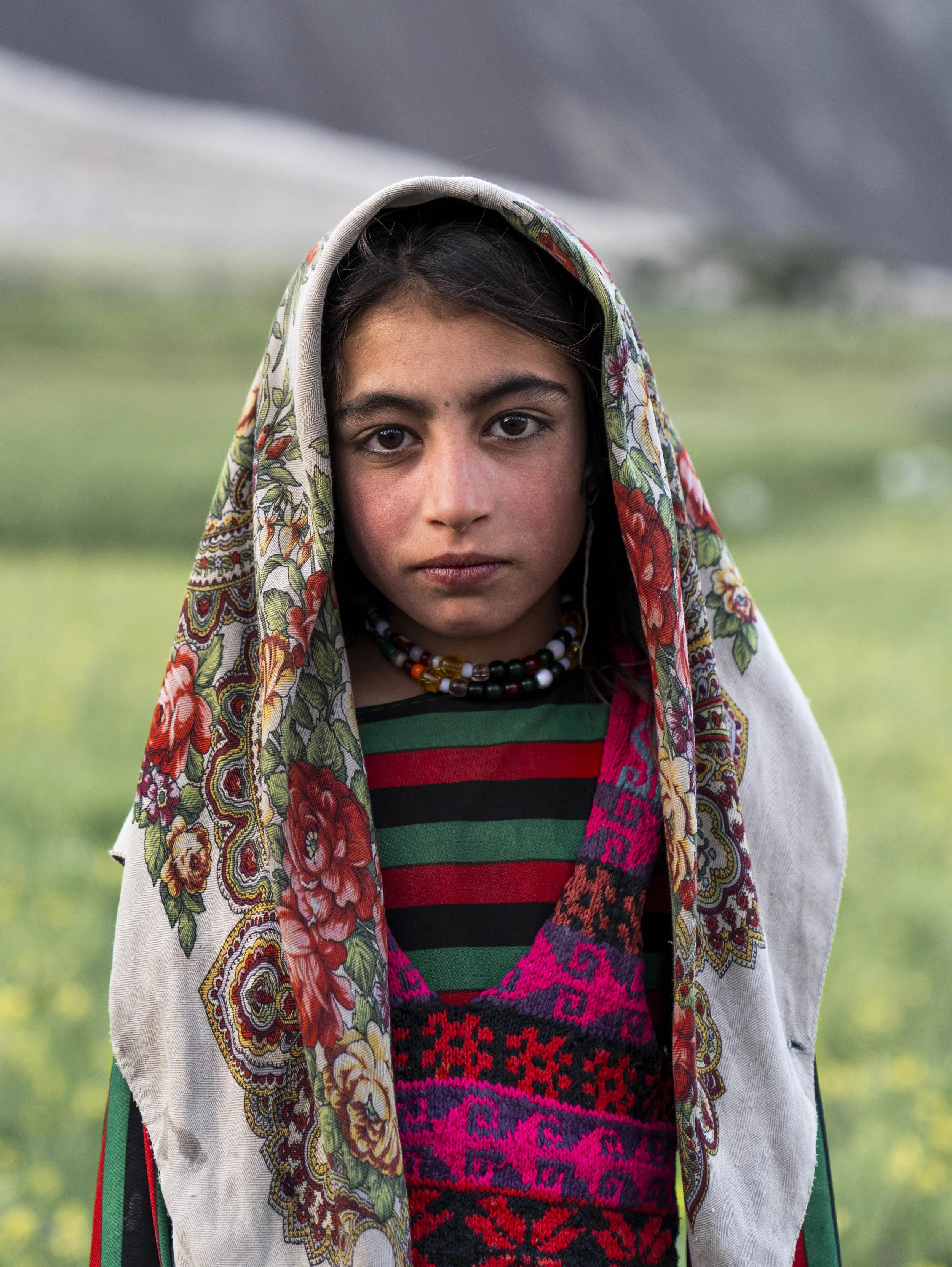 From Kabul to Fayzabad, from Jalalabad to Mazar-i-Sharif, up to the remote heights of Nuristan and the far edges of the Afghan Pamir, I traveled across the north of the country alongside my contacts, faces who have become friends.
I met dozens of pe