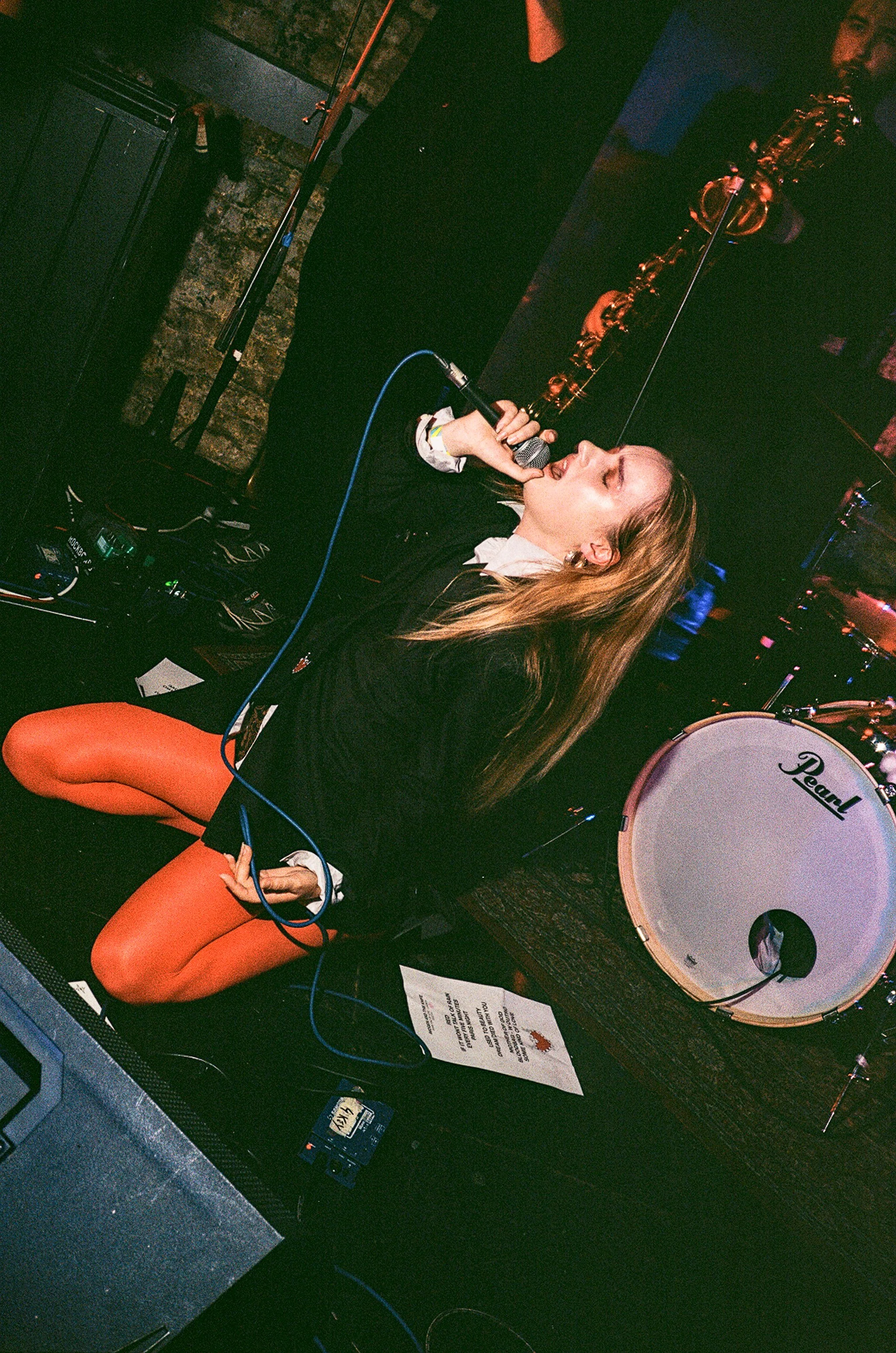 imogen and the knife live