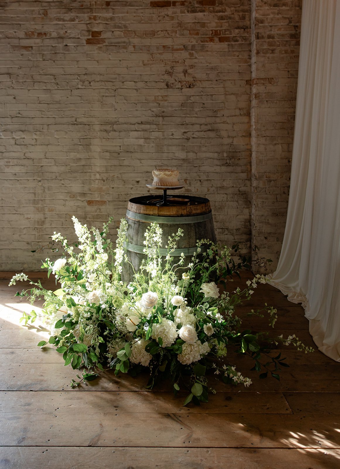 Planning Your Wedding Flowers: What Your Florist Wants You to Know