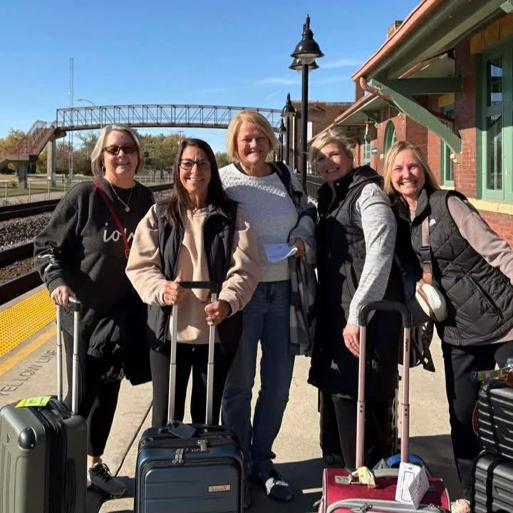 𝗔𝗹𝗹 𝗮𝗯𝗼𝗮𝗿𝗱-𝗗𝗲𝗽𝗮𝗿𝘁𝗶𝗻𝗴 𝗳𝗿𝗼𝗺 𝗙𝗼𝗿𝘁 𝗠𝗮𝗱𝗶𝘀𝗼𝗻!
Grab your besties, pack your bags, and hop aboard @amtrak's Southwest Chief right here in Fort Madison! Whether you&rsquo;re headed to @chicago or @kansascity (just 4 hours away