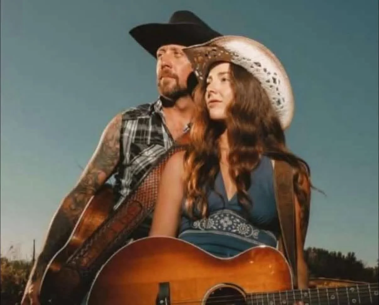 Jerad and McKenzee Live at at Tena's Tap