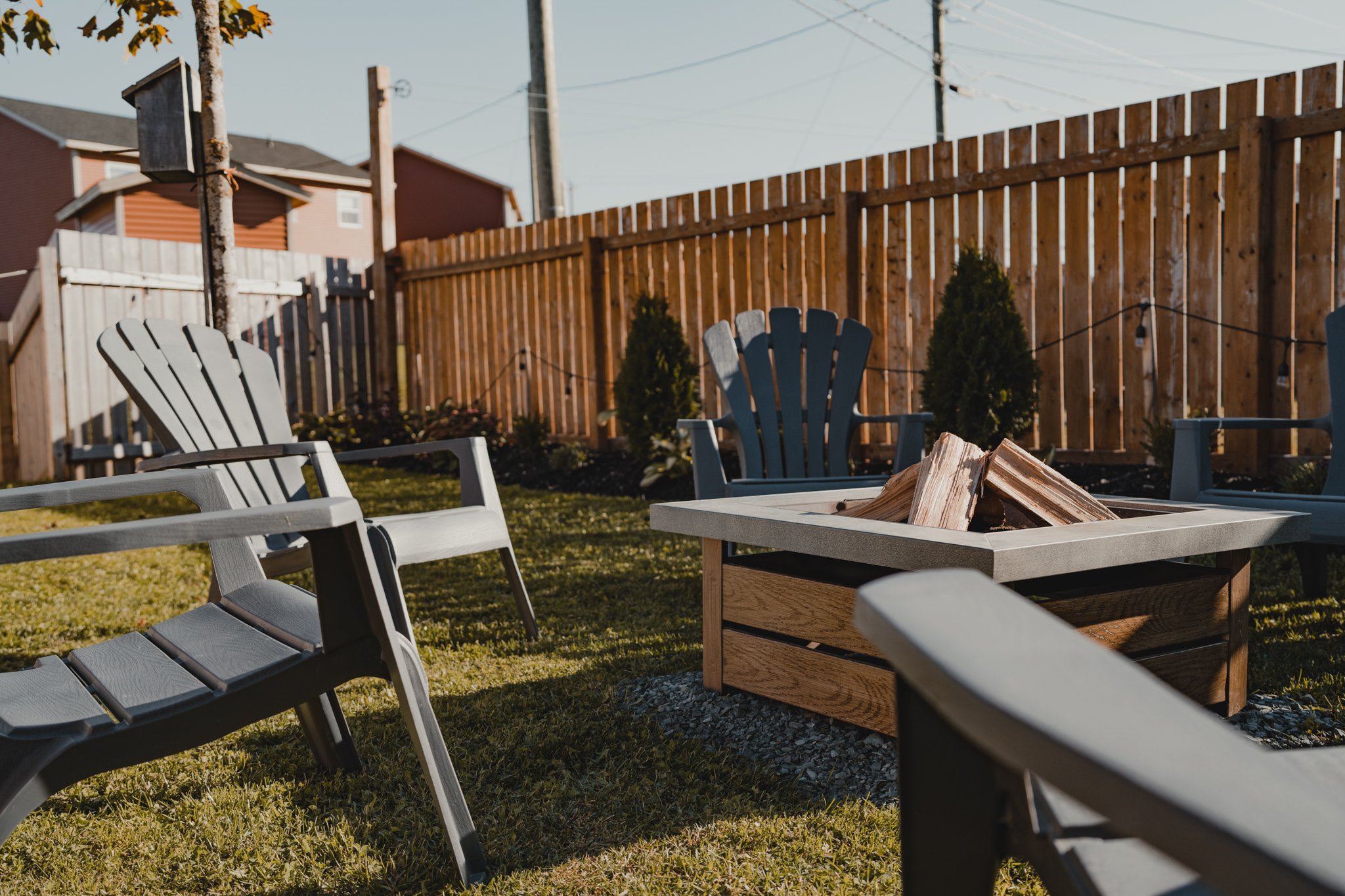 14_Lasalle_airbnb_ext_day-4.jpg