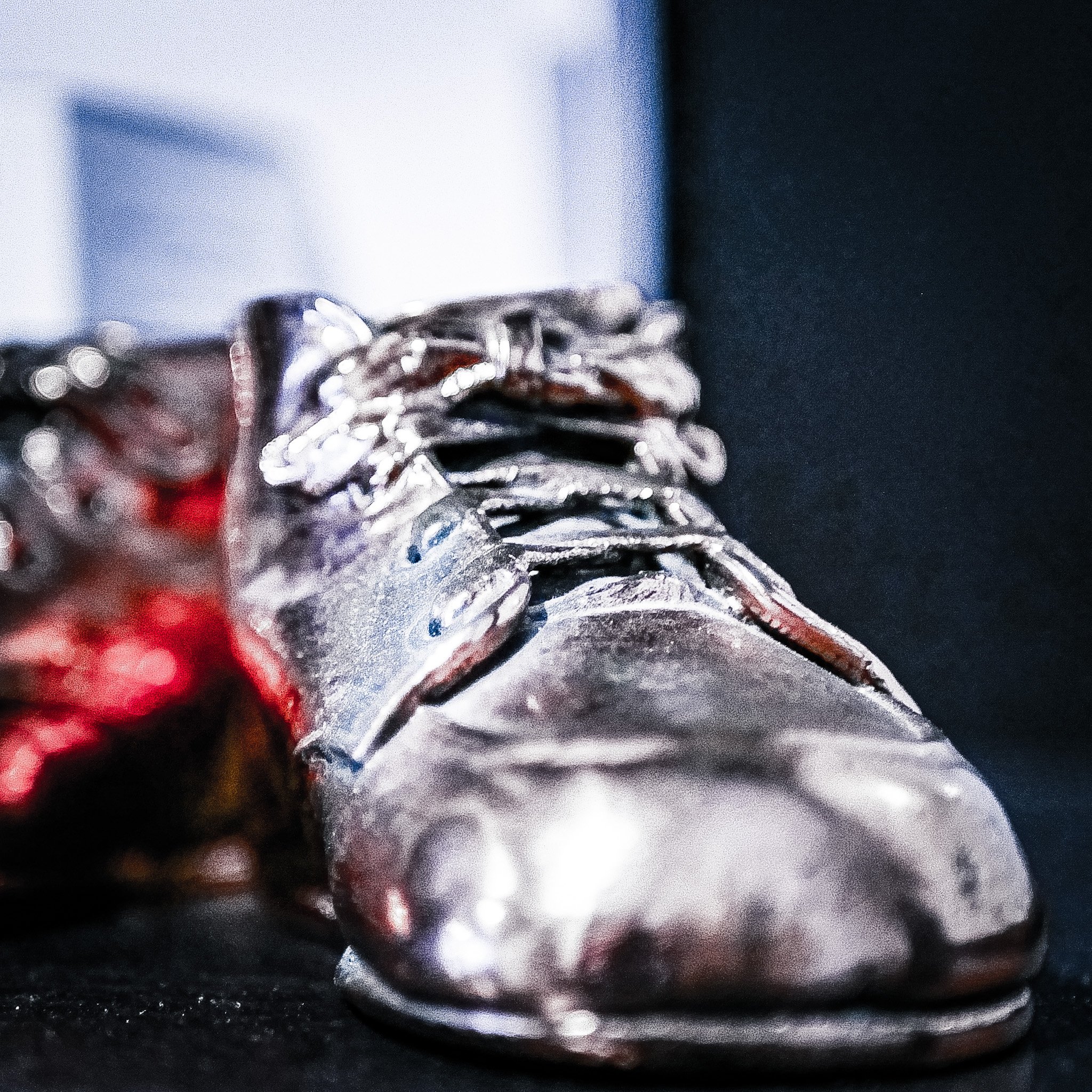 Baby Shoes in Broze