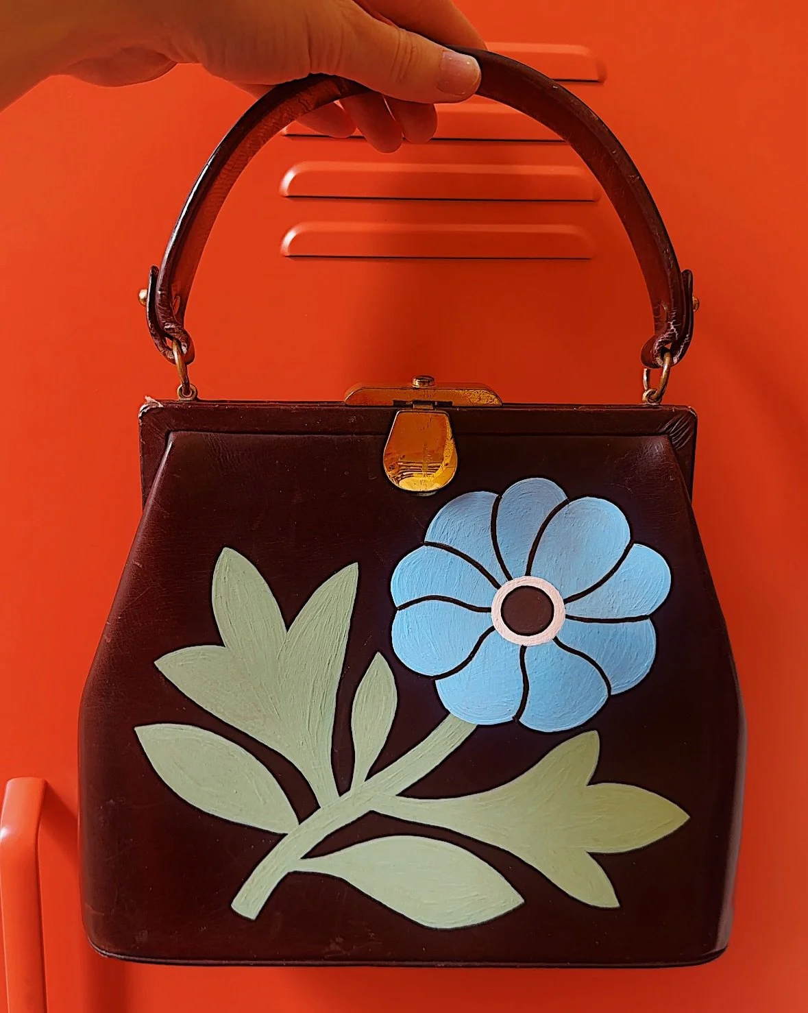 Some hand painted, vintage bags that I&rsquo;ll have @yourstrulymarket this Sunday! If they don&rsquo;t sell at the market, I&rsquo;ll list them online early next week 😊👜