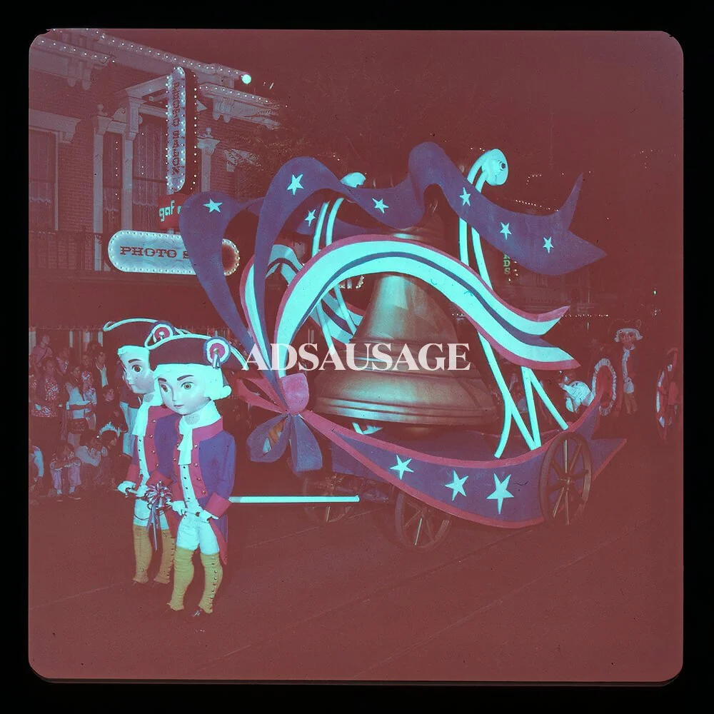 Vintage Disneyland - America on Parade 