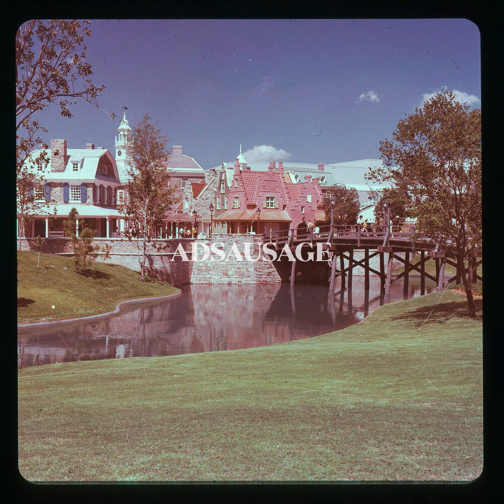 Vintage Disneyland - Liberty Square