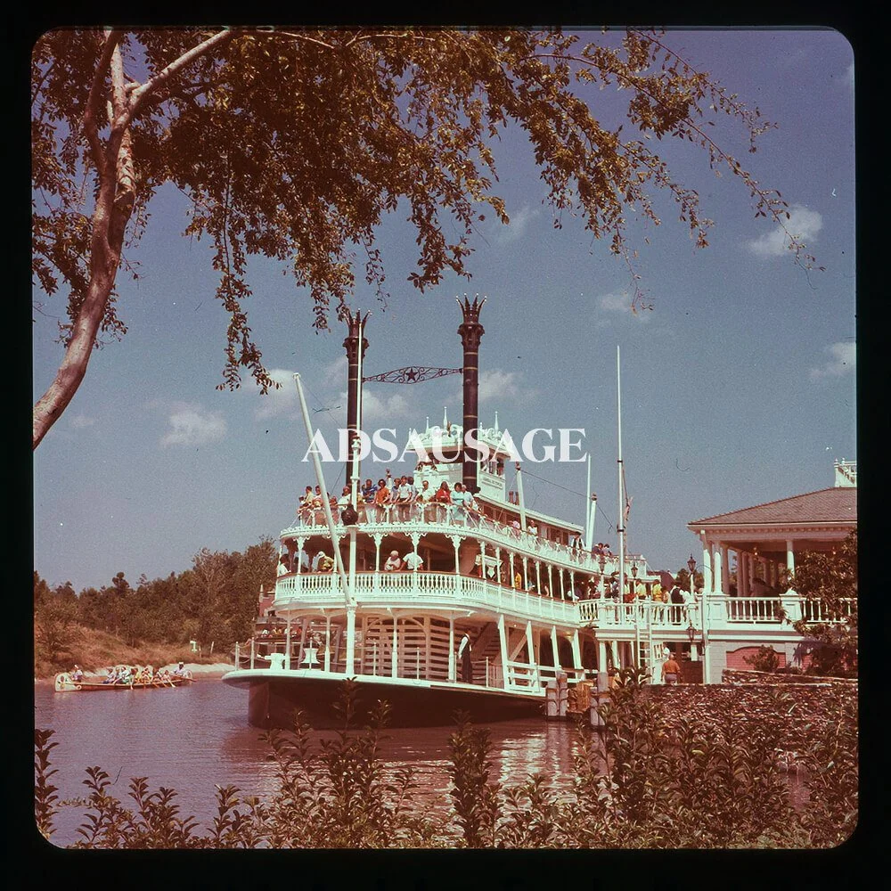 Vintage Disneyland - Liberty Square