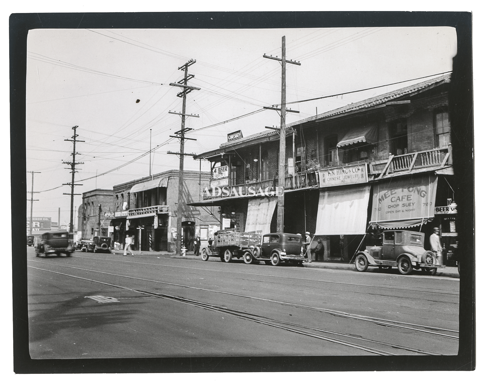 Chinatown, L.A. Chinese Jewelry Co.