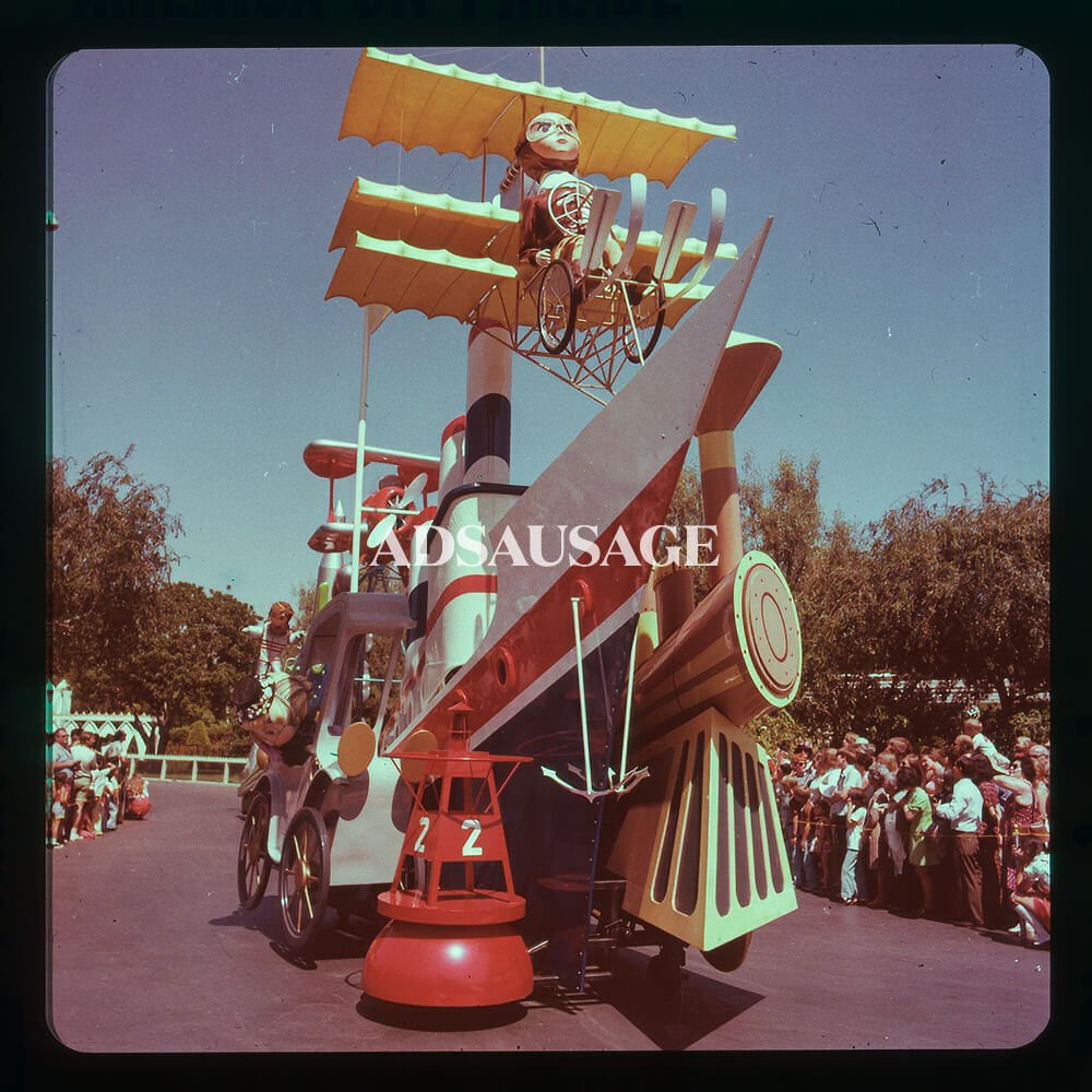 Vintage Disneyland - America on Parade 