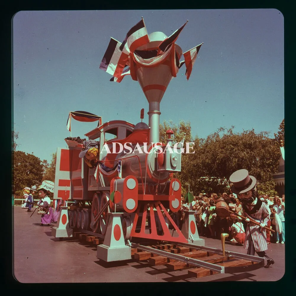 Vintage Disneyland - America on Parade 