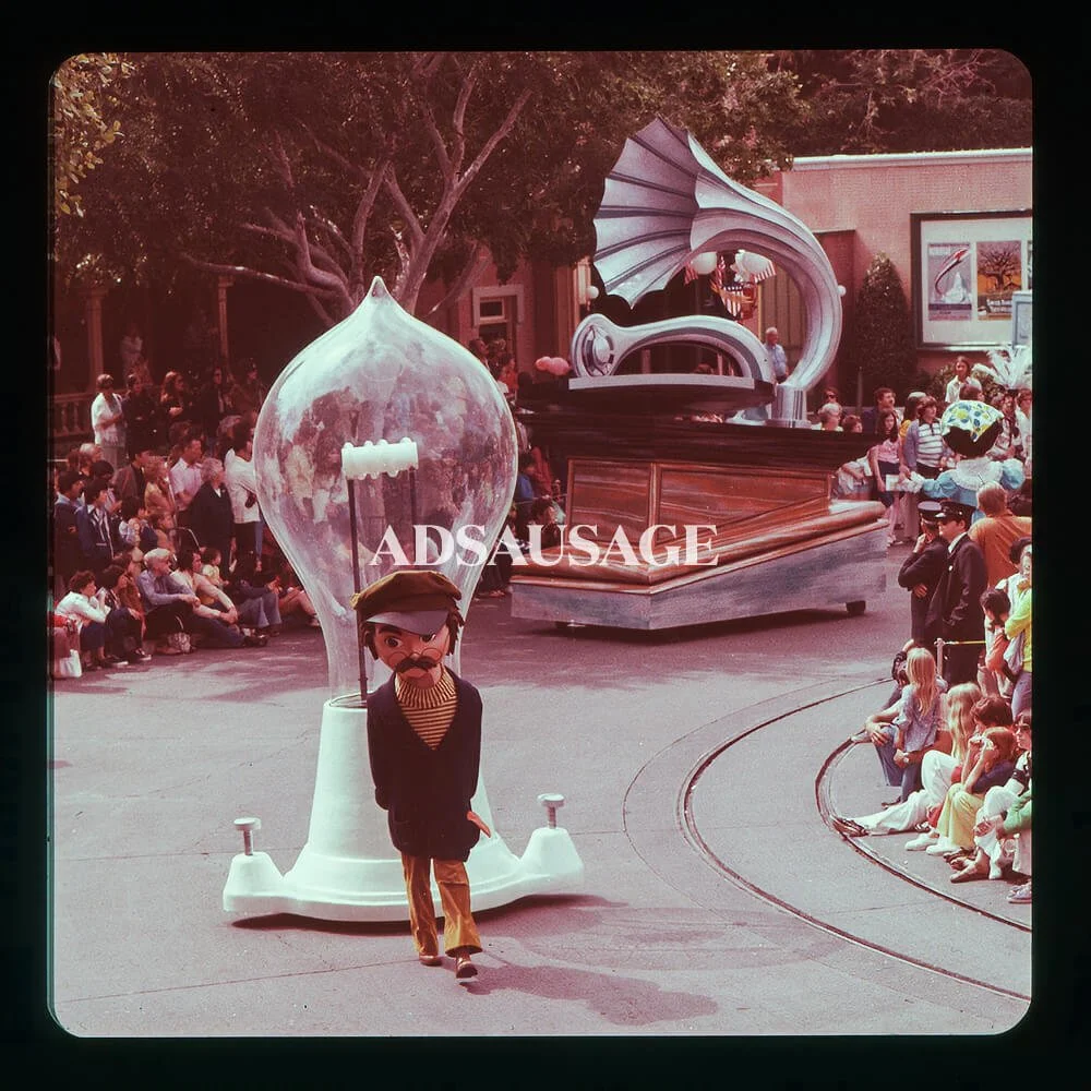 Vintage Disneyland - America on Parade 