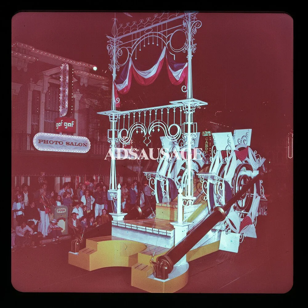 Vintage Disneyland - America on Parade 