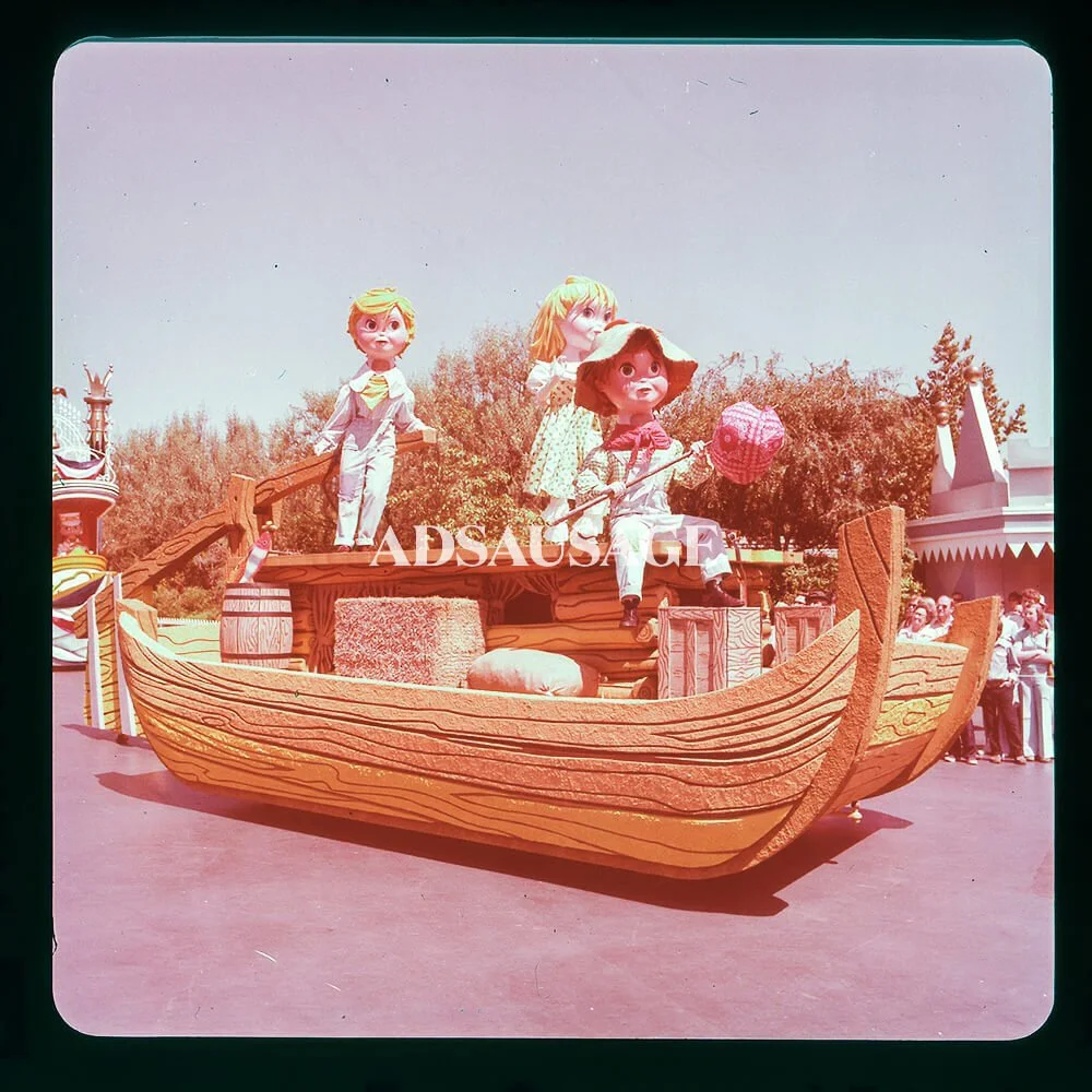 Vintage Disneyland - America on Parade 