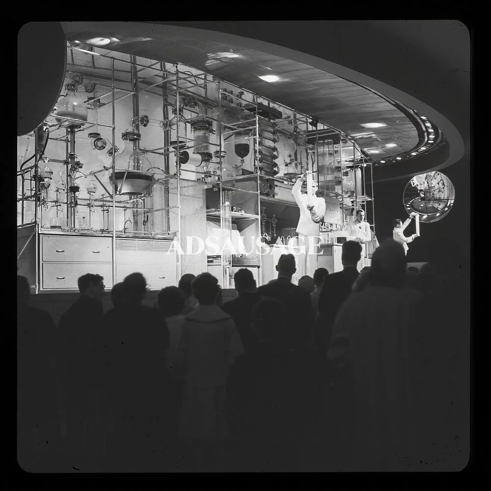 Du Pont Chemistry Show