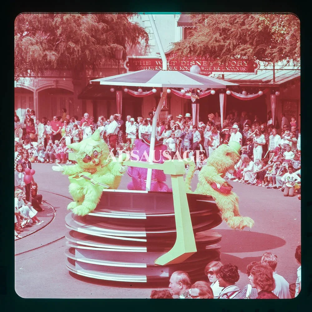 Vintage Disneyland - America on Parade 