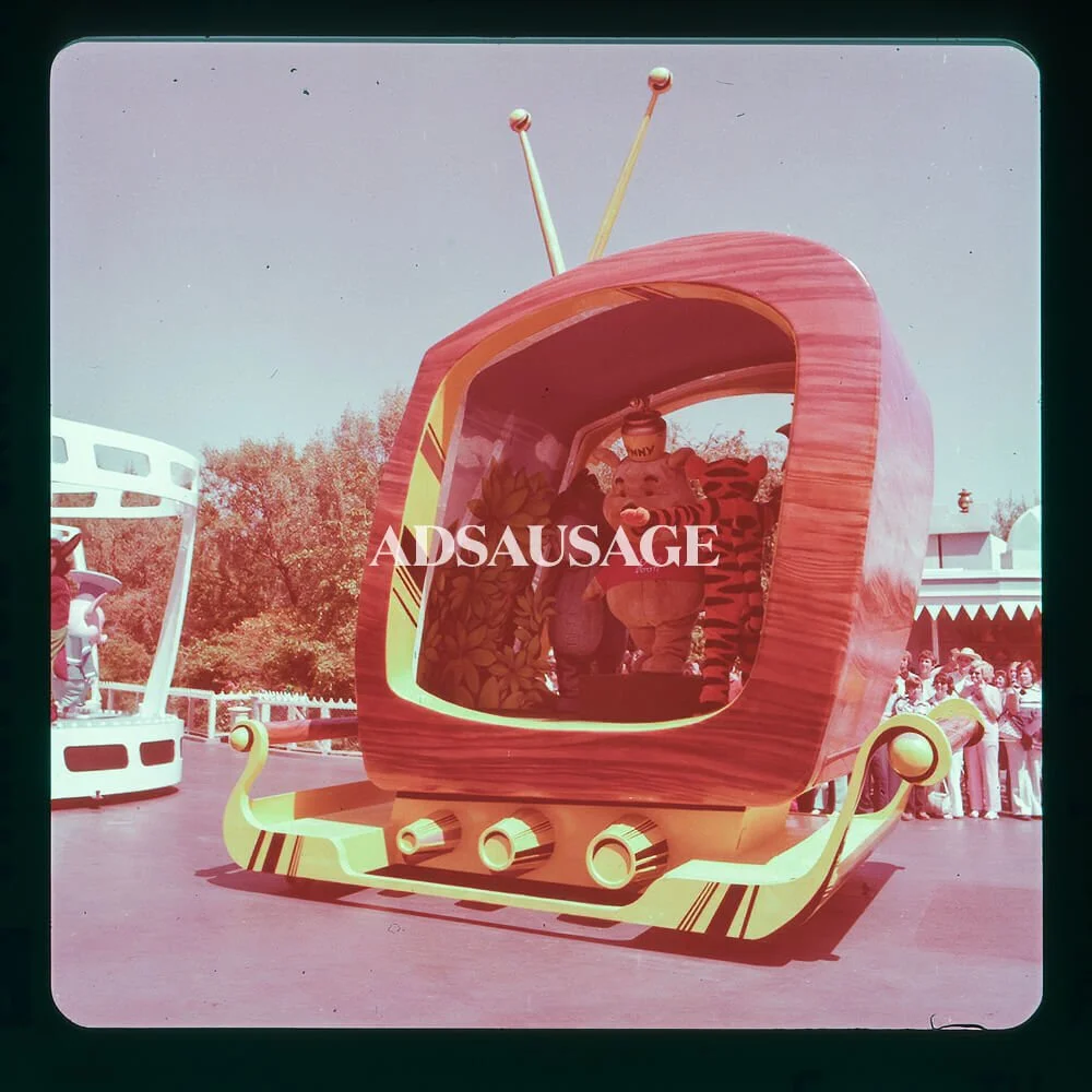 Vintage Disneyland - America on Parade 