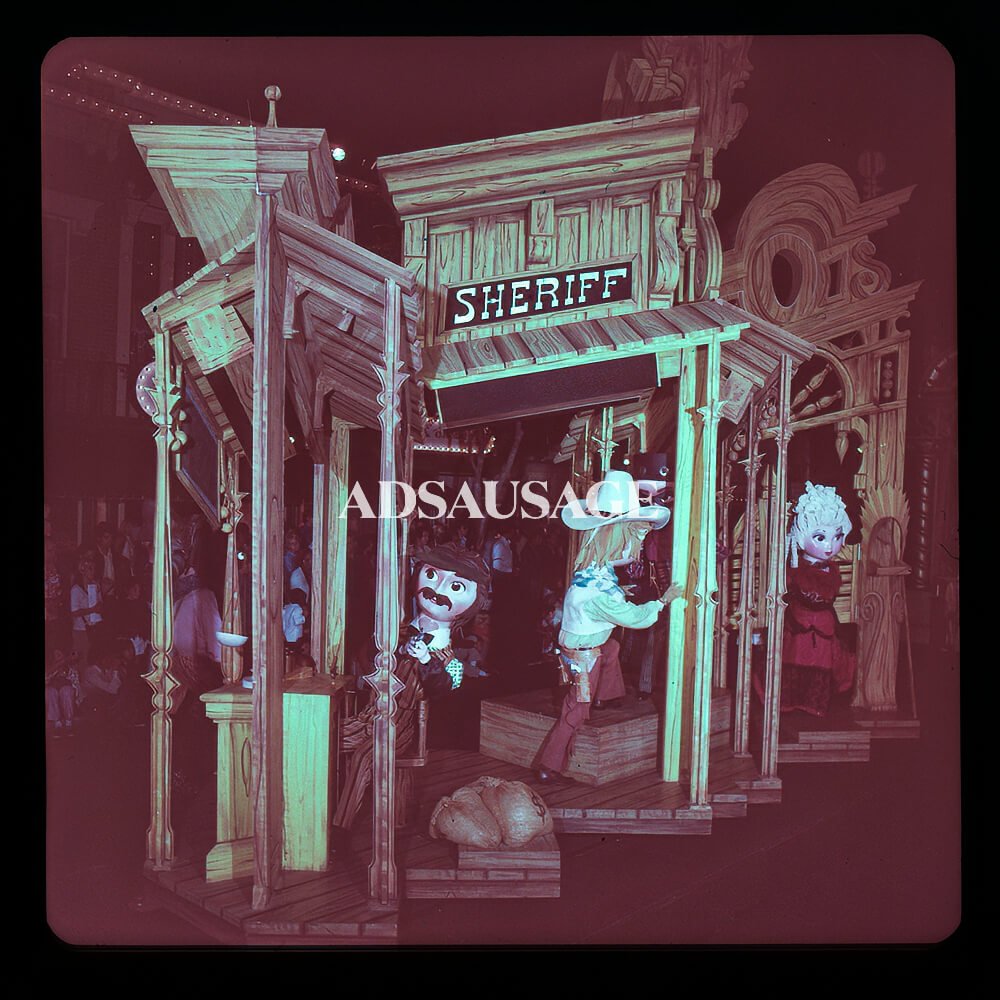 Vintage Disneyland - America on Parade 
