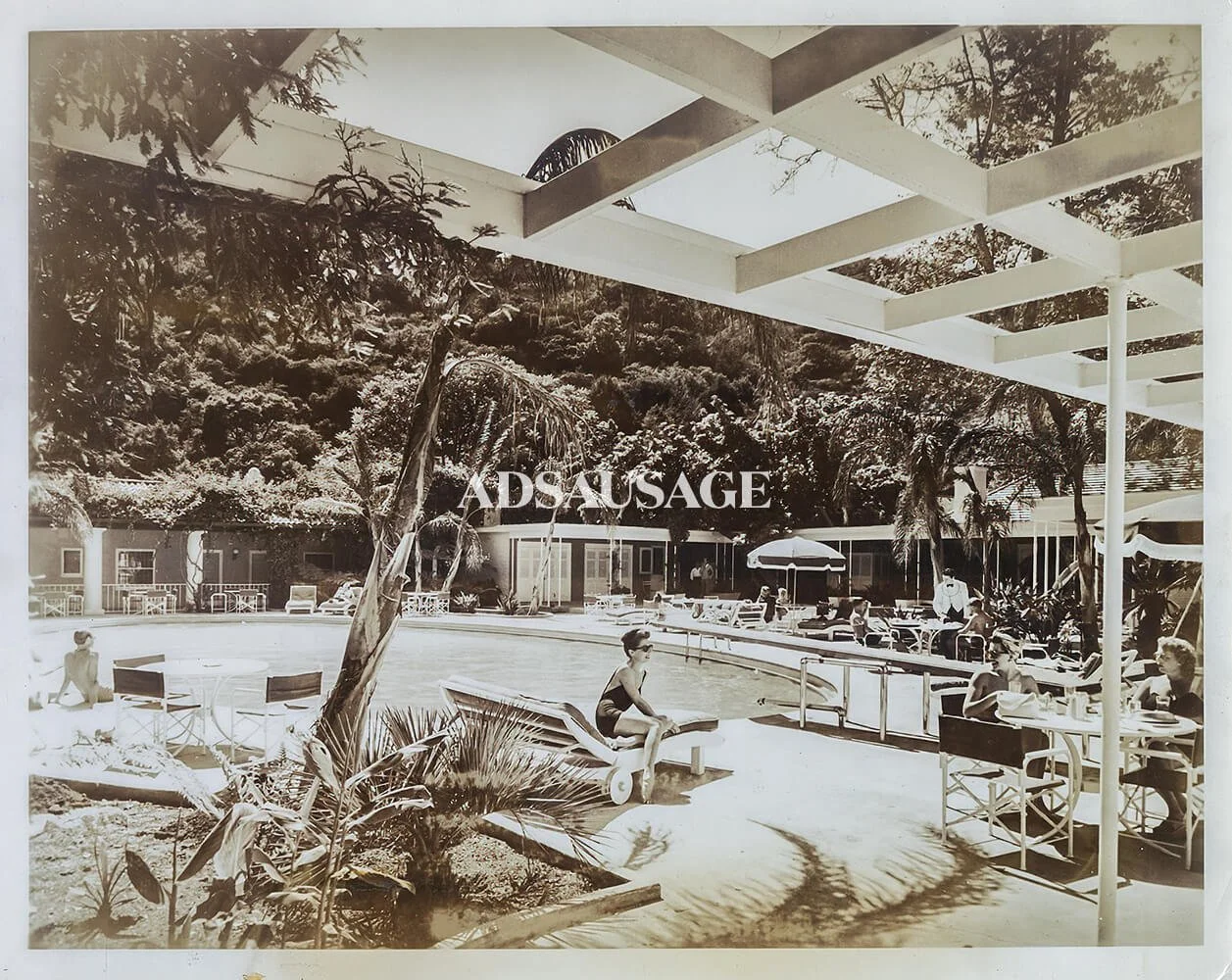Bel Air Hotel, 1950s
