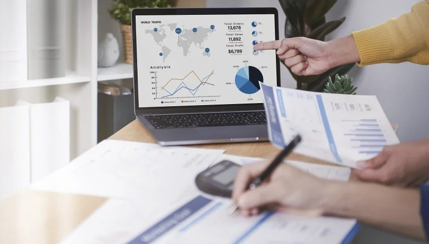 The Ongoing Competition between Paid and Organic Search