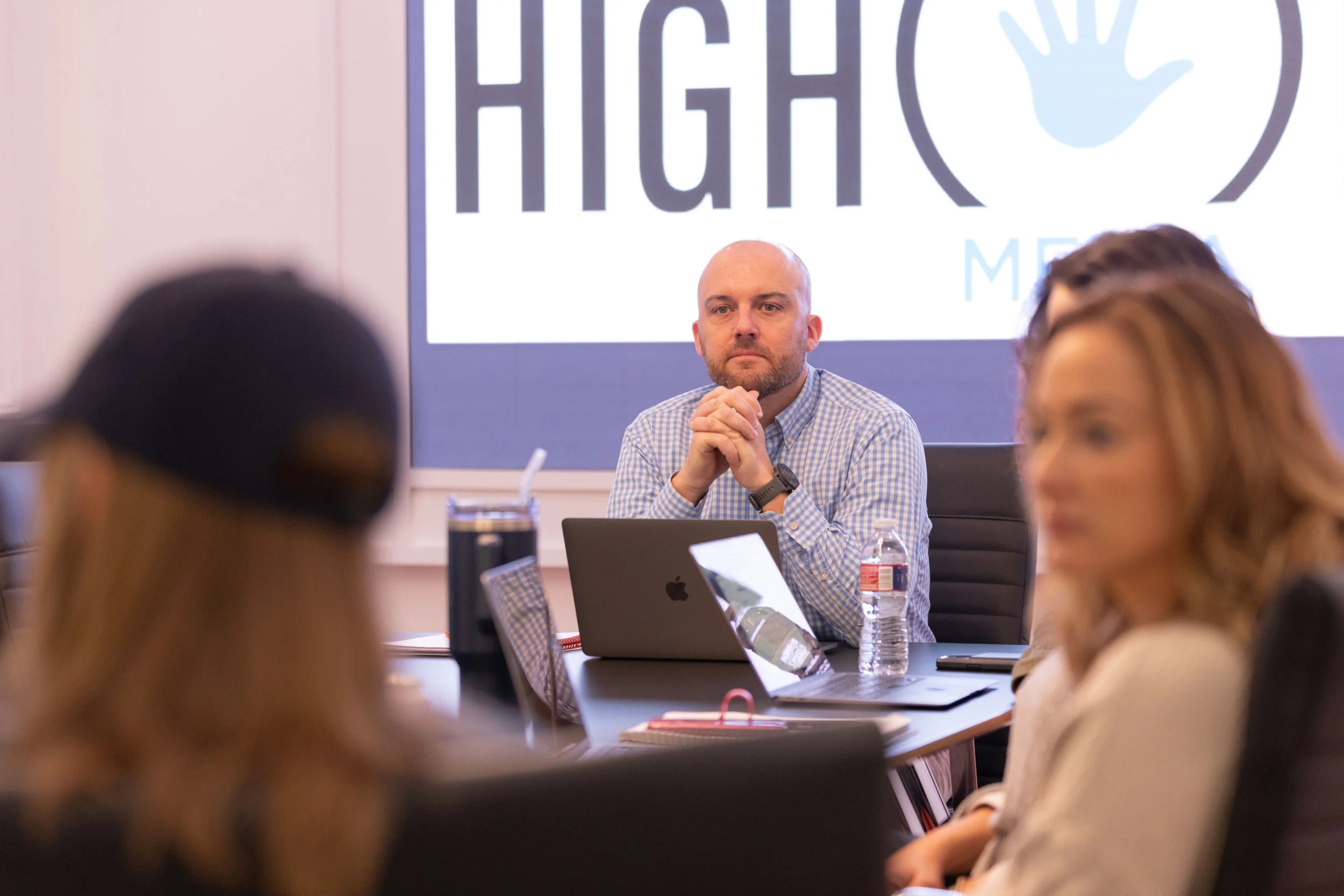 H5_SalesTeam_IMG_6795.jpg
