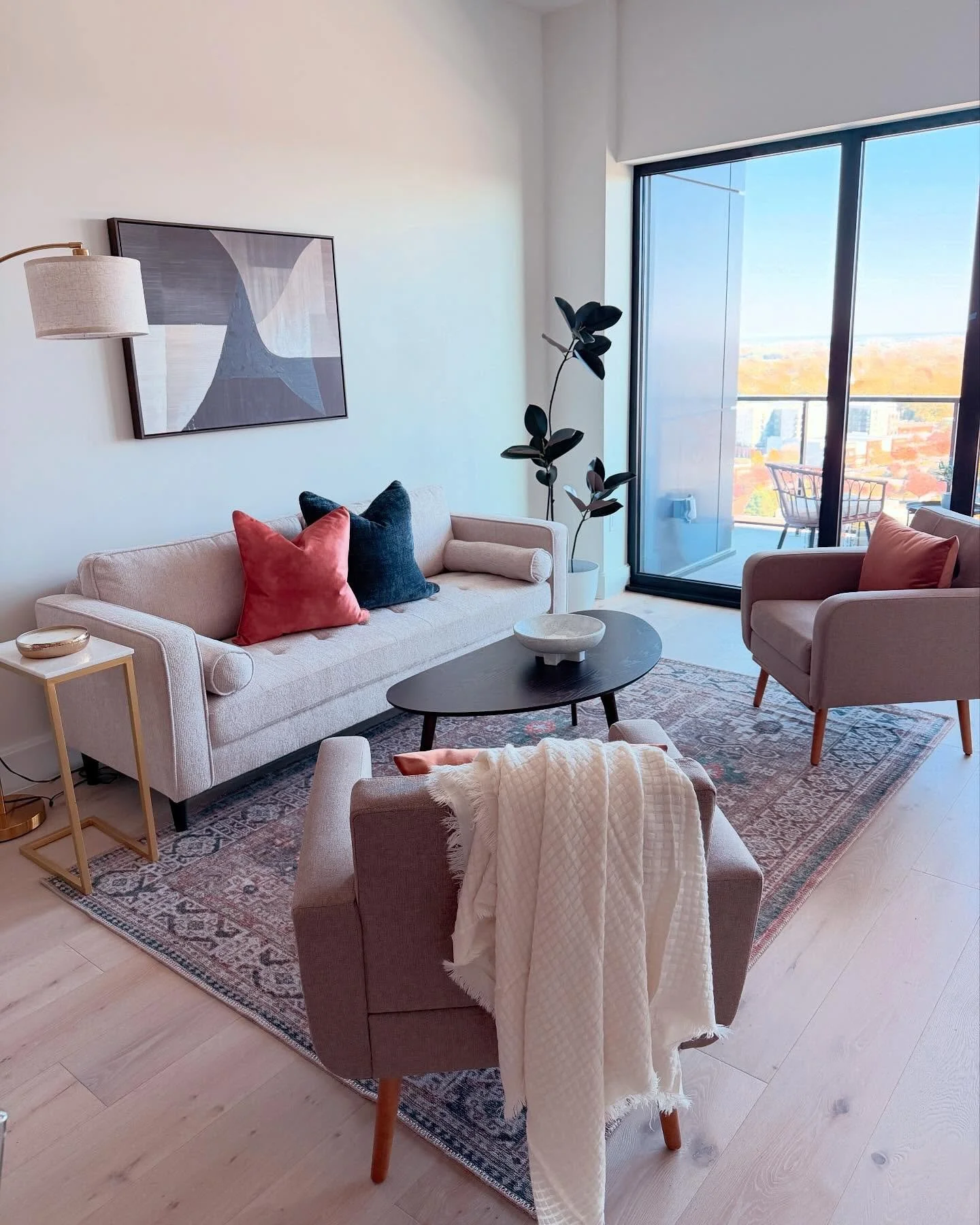 I&rsquo;d probably just hang out here and stare  out the window if I lived here. But - I don&rsquo;t - so we styled it for someone who will!

#downtowndurham #condoliving #interiorstyling #interiorstylist #homestaging #interiordesign