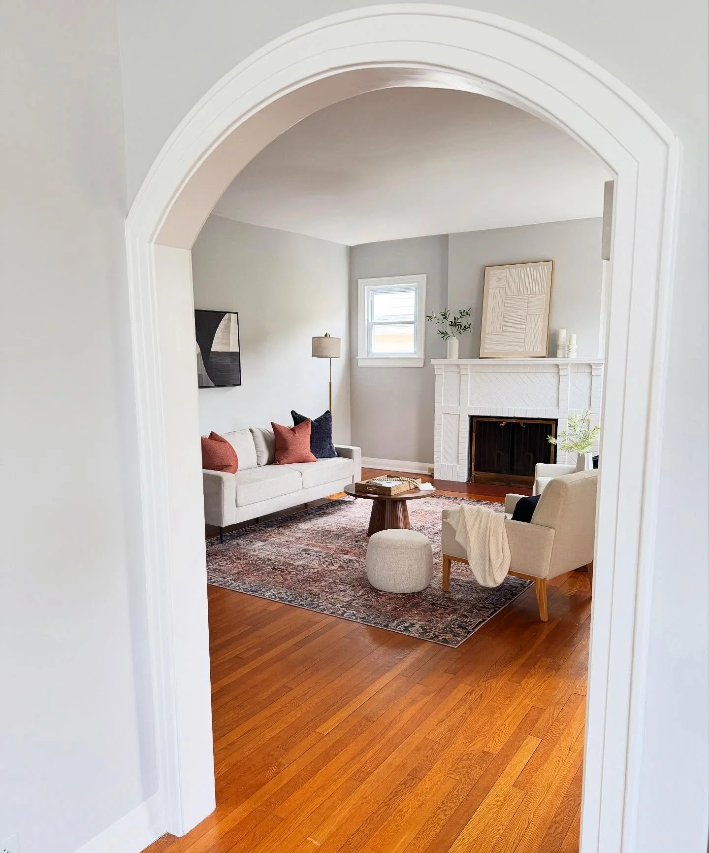 A little peak into the cutest house we just staged!

#homestaging #interiorstyling #interiorstylist #oldhomes #interiordesign