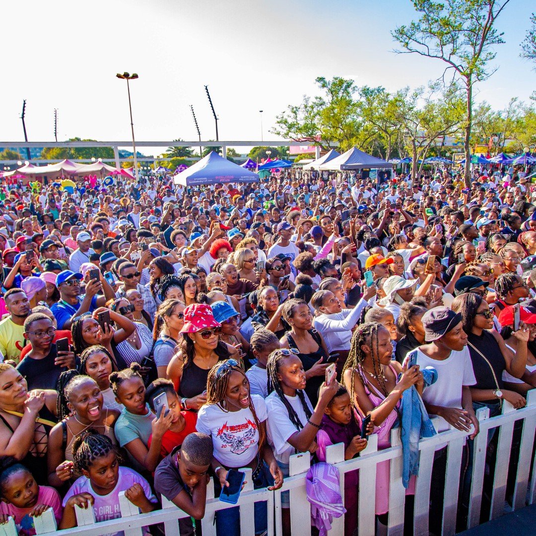 Crowds at the Rand Easter Festival