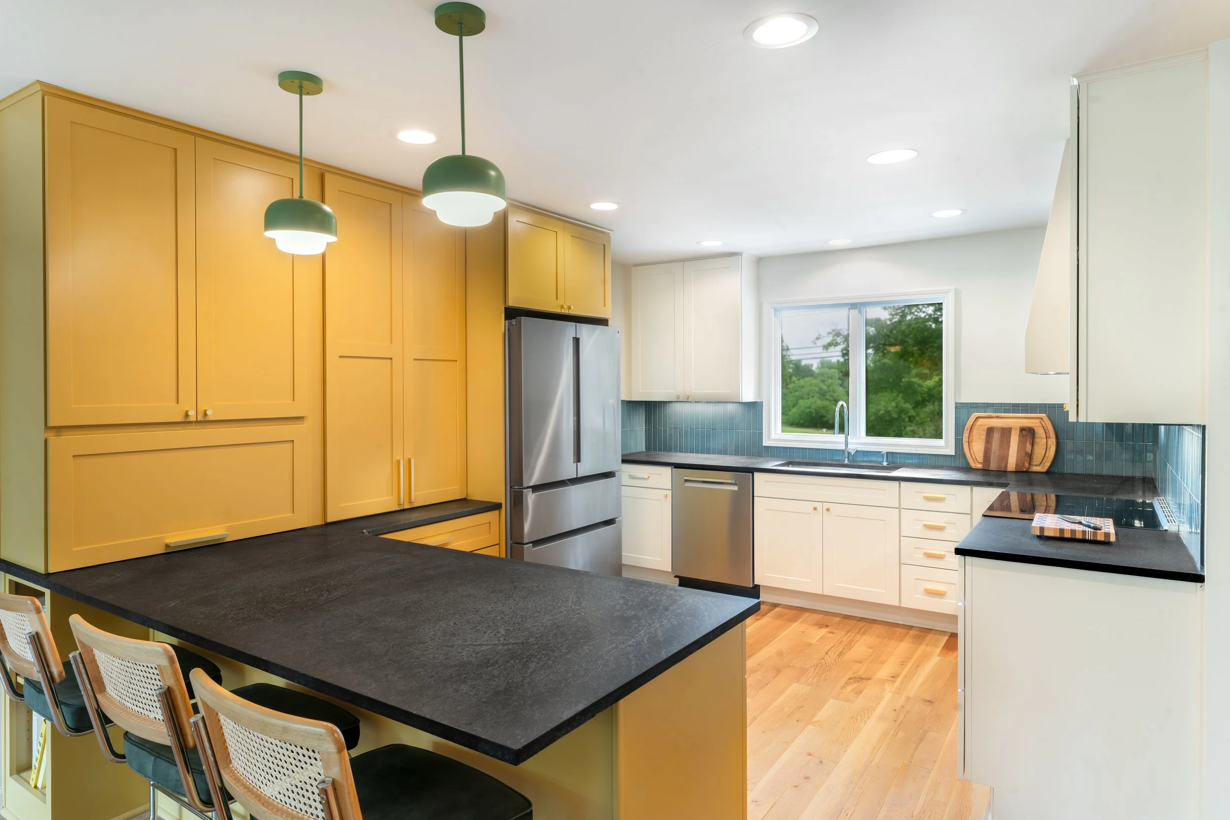 ERI-Fix-It-YellowKitchen-1.jpg