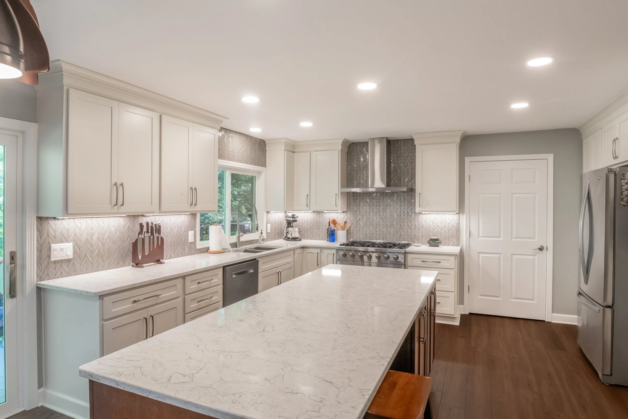 Transitional Kitchen Remodel by The Fabulous Mr Fix It — Project 3 project photo 2