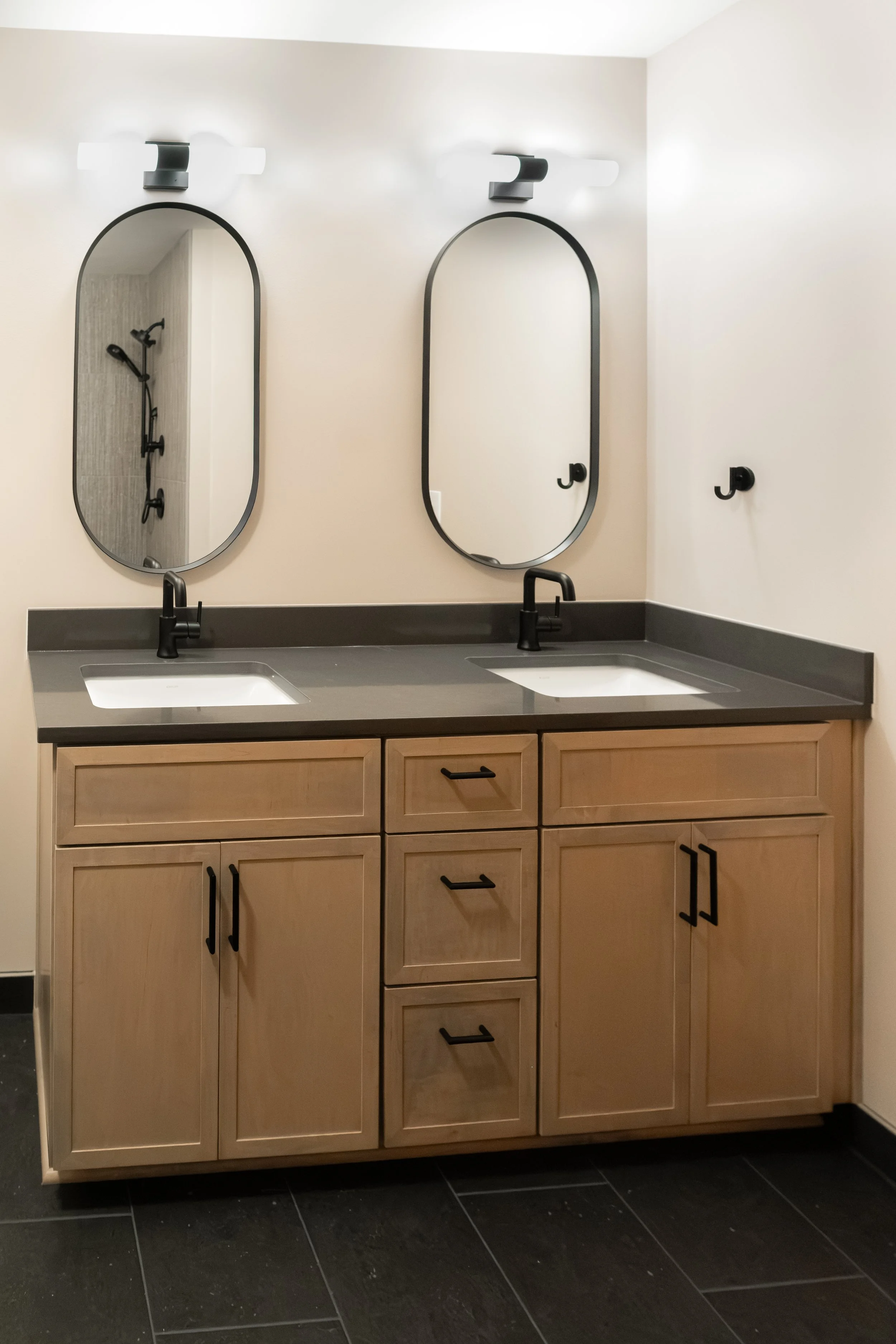 ERI-FixIt-Bathrooms-13.jpg