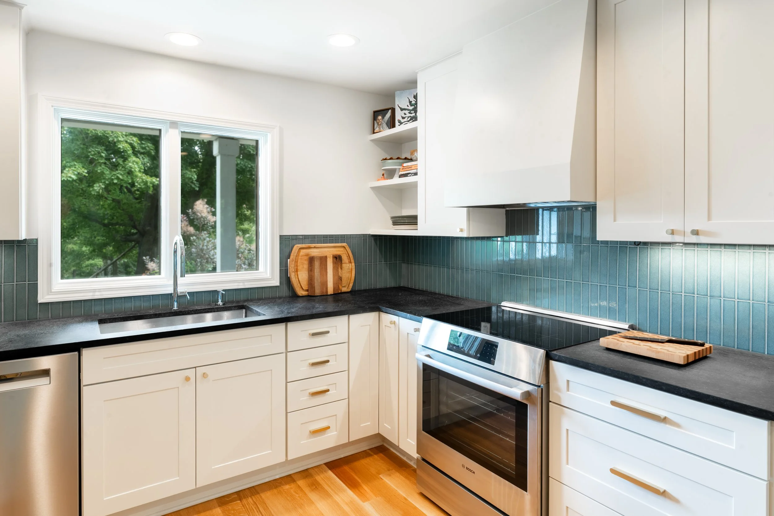 ERI-Fix-It-YellowKitchen-2.jpg