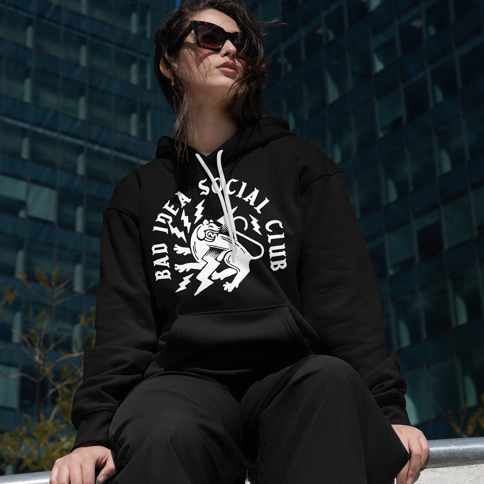 hoodie_shocker_02.png