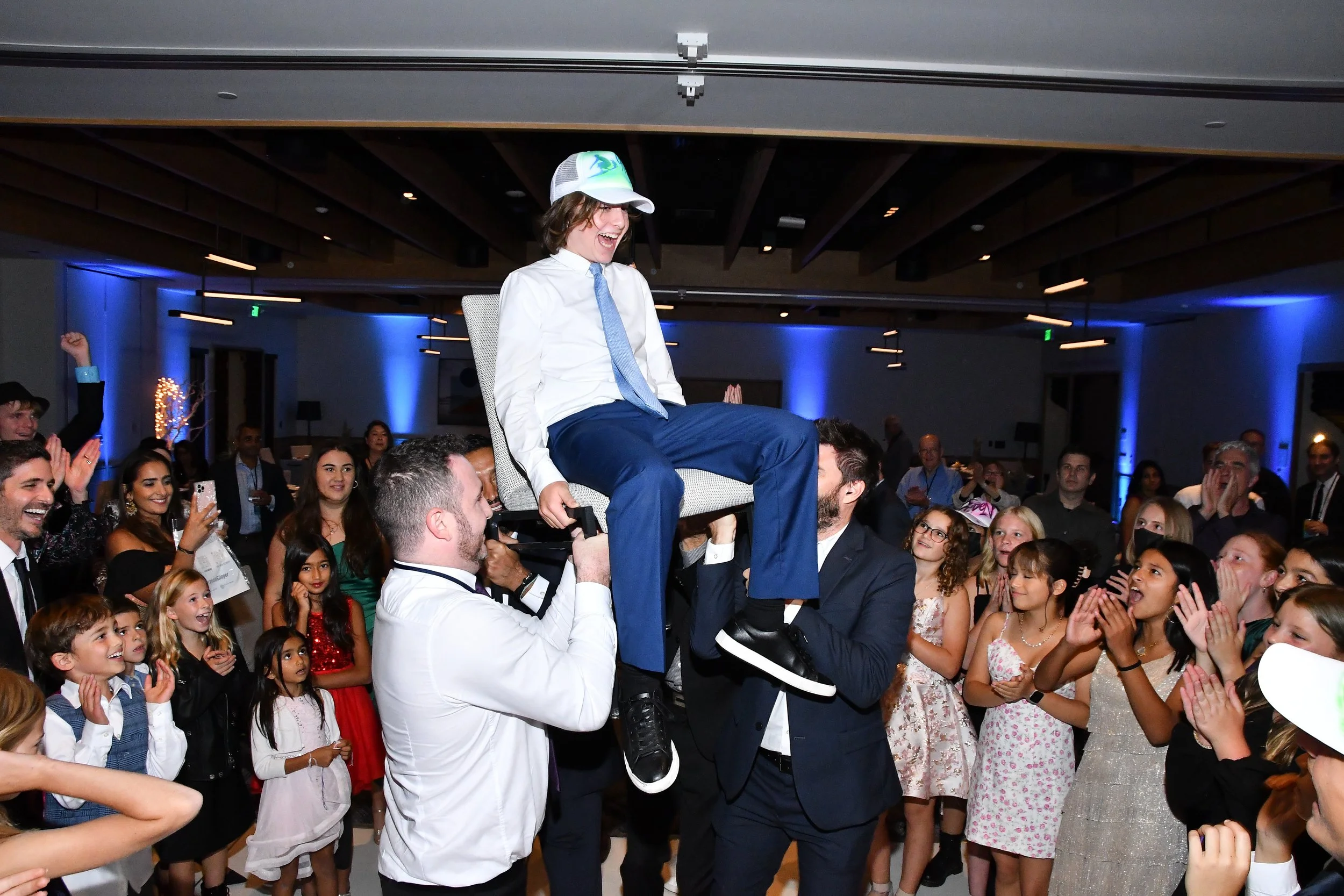 Graham_Simone Mitzvah Hora (510 of 733).jpg