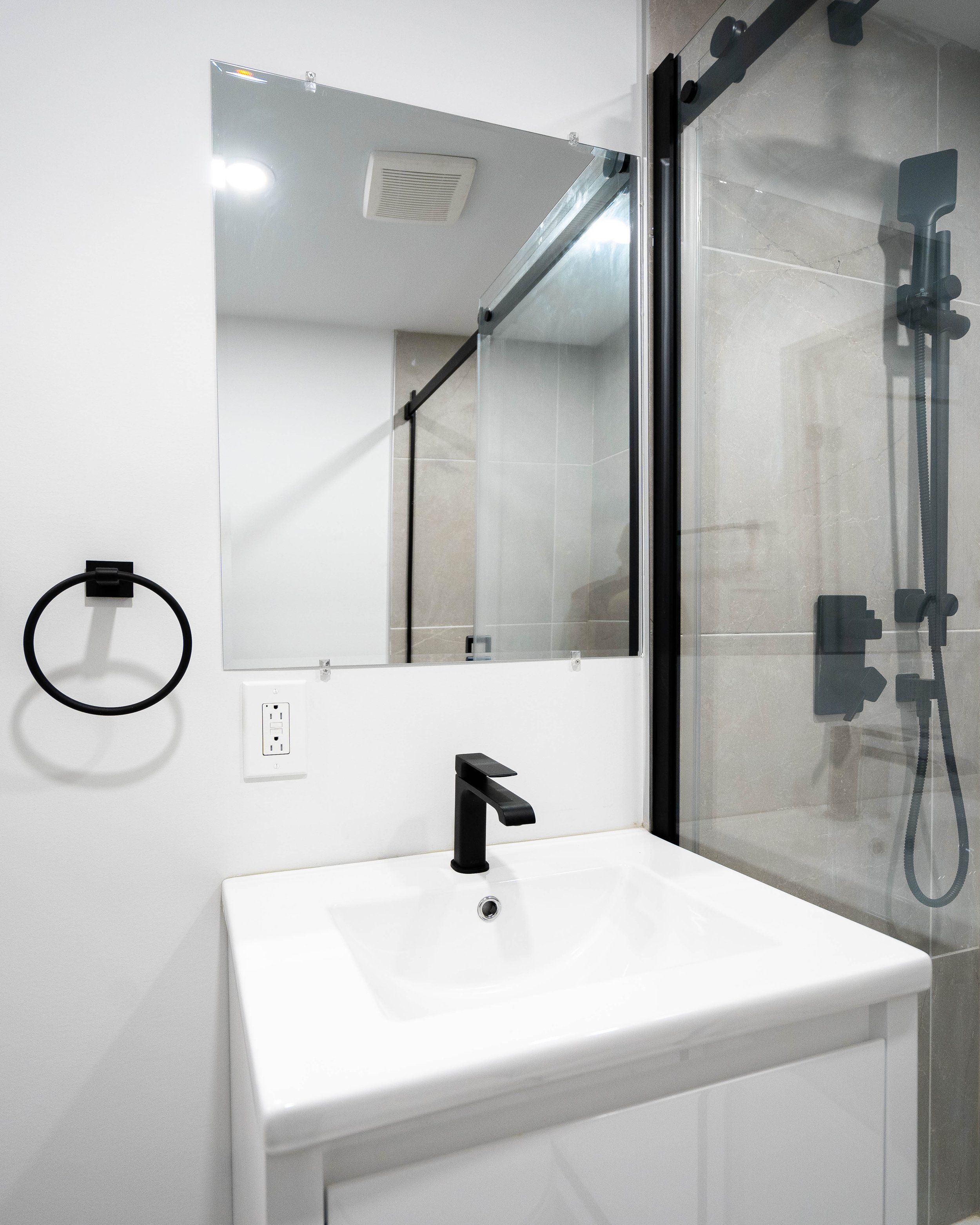 P019_7084 CLARK (5).jpg