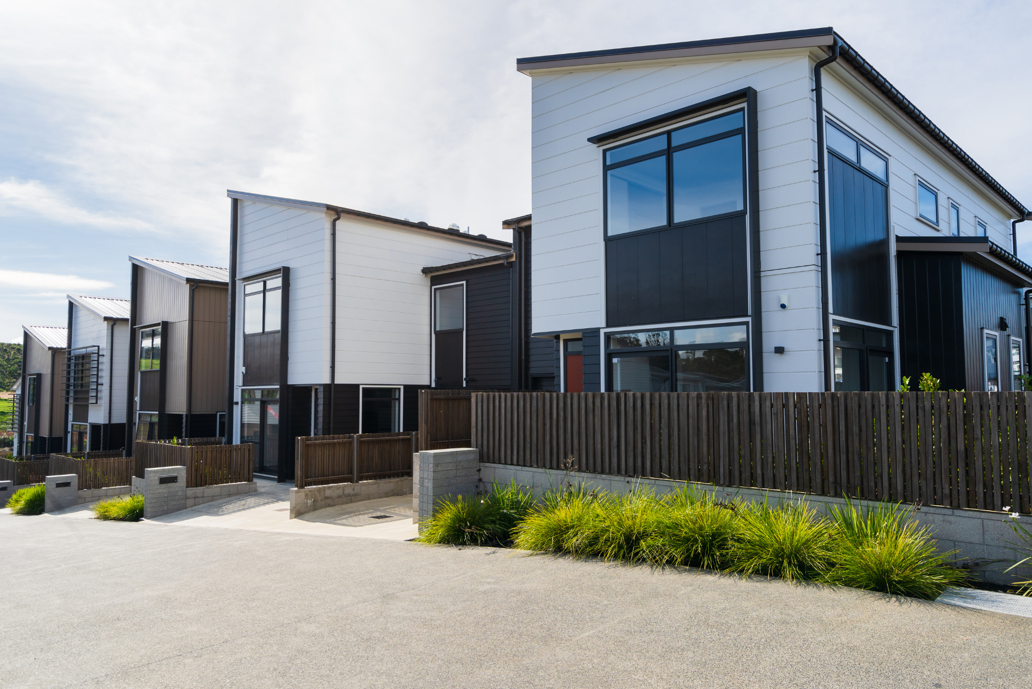 Property market climbs towards new peak