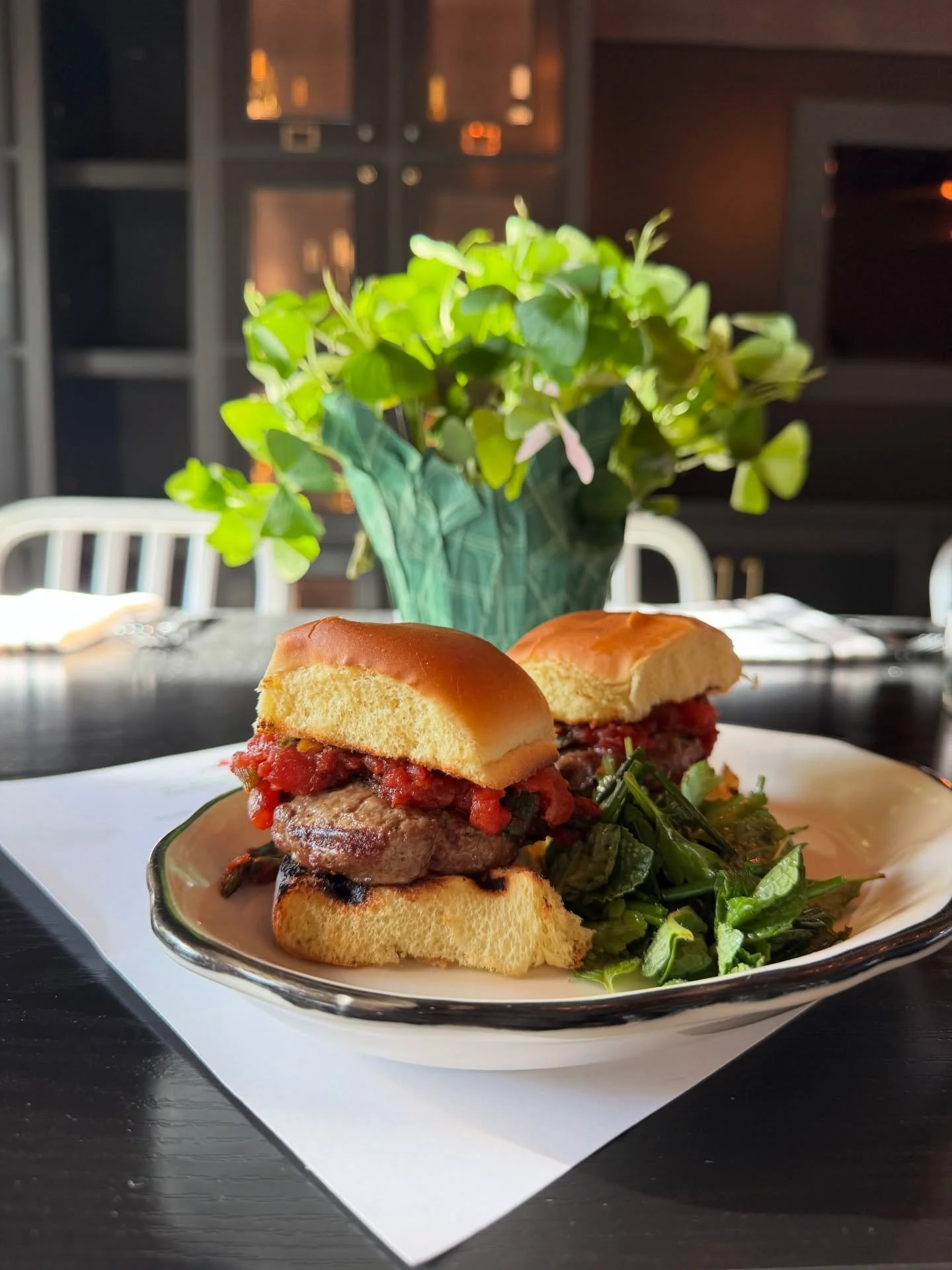 Still thinking about Tuesday&hellip; 🍀✨

St. Patrick&rsquo;s Day at The Q was one for the books &mdash; incredible food, great energy, and a room full of people just enjoying the moment.

From the crispy calamari and cozy chowder to those perfectly 