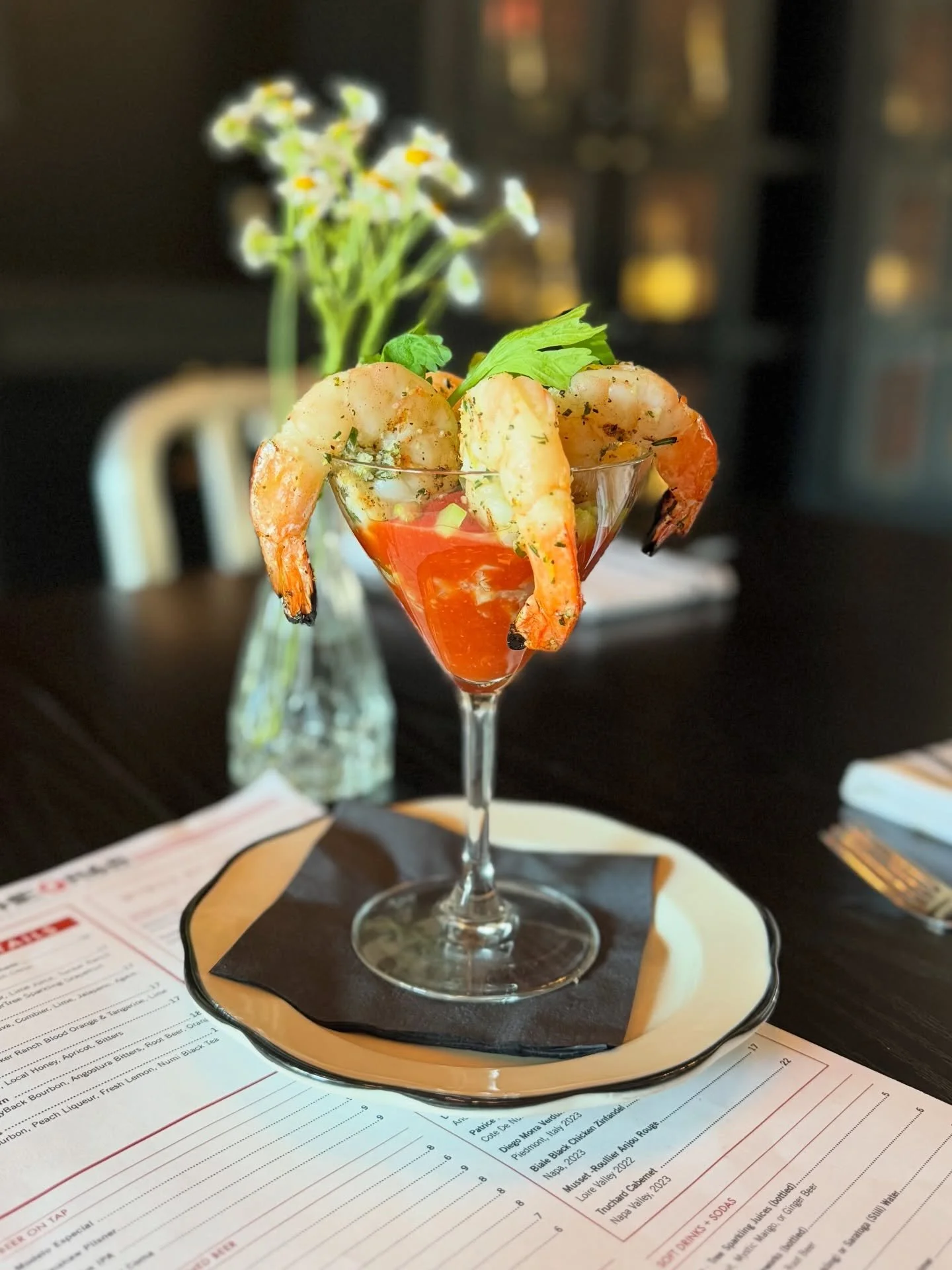 A classic&hellip; done the Q way 🍤

Our new Shrimp Cocktail is here &mdash;
fresh, bold, and perfect to kick off your meal (or pair with a drink at the bar).

Because sometimes the simple things&hellip;
are the best things.

Available now.

#Downtow
