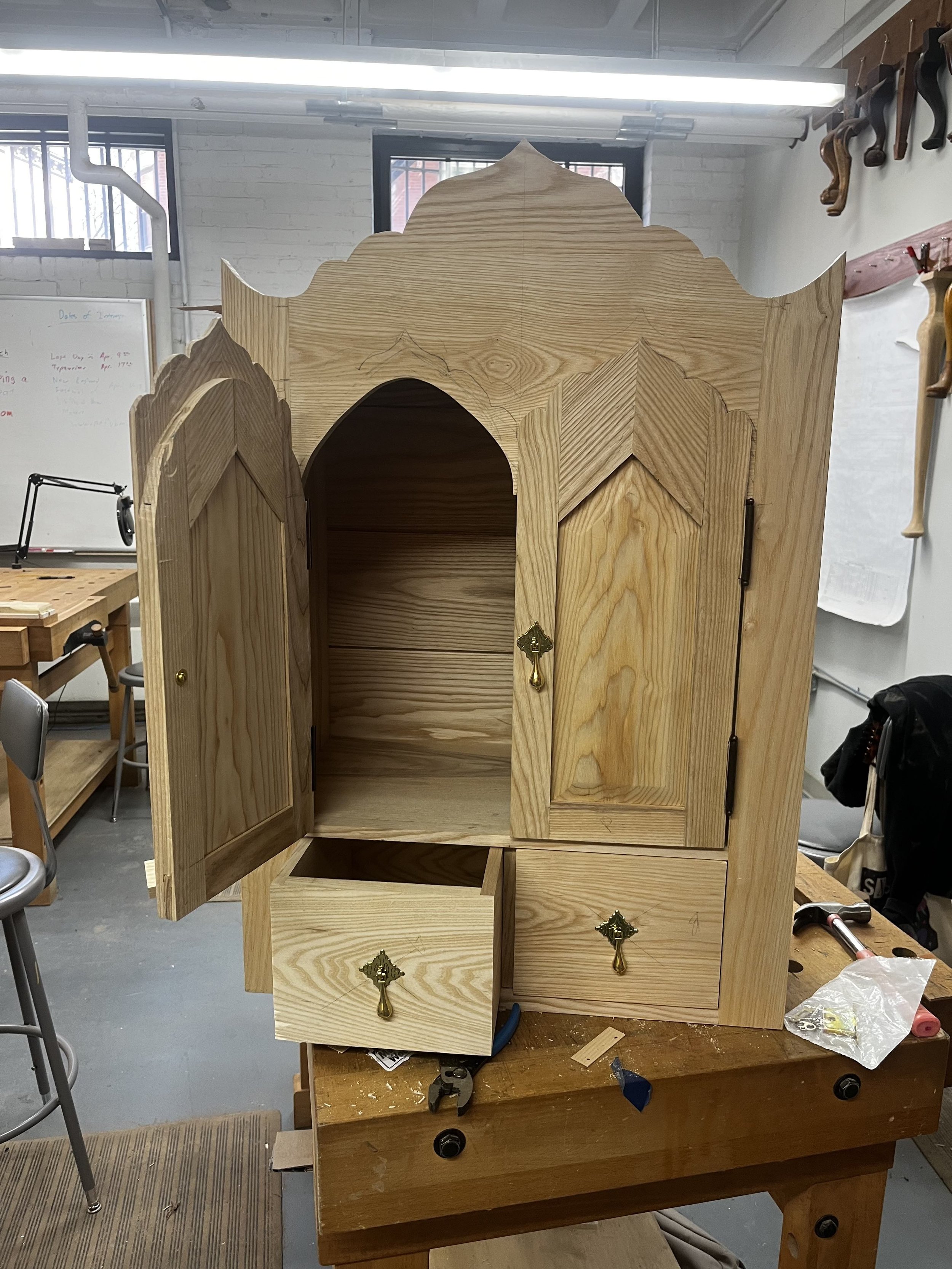 Cabinet 26"x21"x11": Ash (Unfinished)