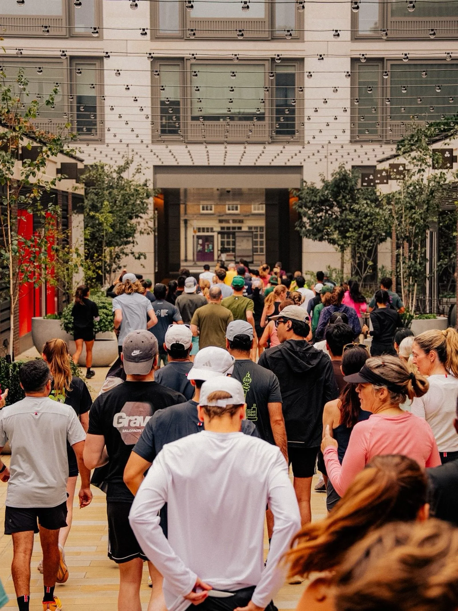 Tracksmith&rsquo;s Church of the Long Run is back 🏃&zwj;♀️

📆 Sunday 18th October
📍 Meet at X-Club Marylebone 

Send us a message to find out more details!

#rubclub #runclubmarylebone #running