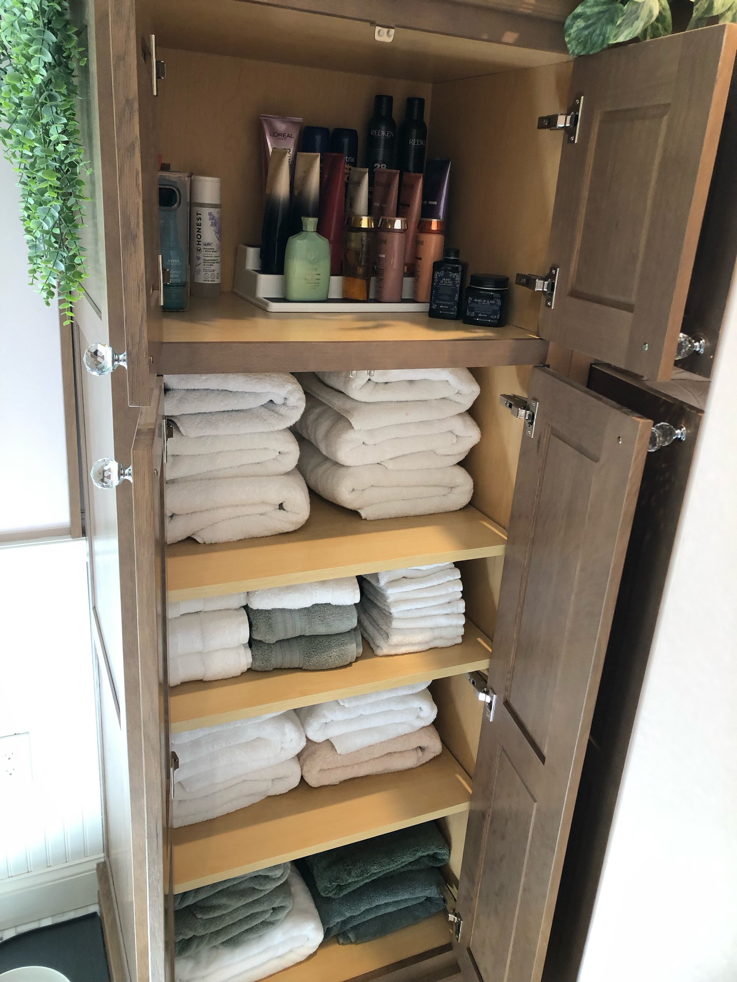 Master bath closet = After