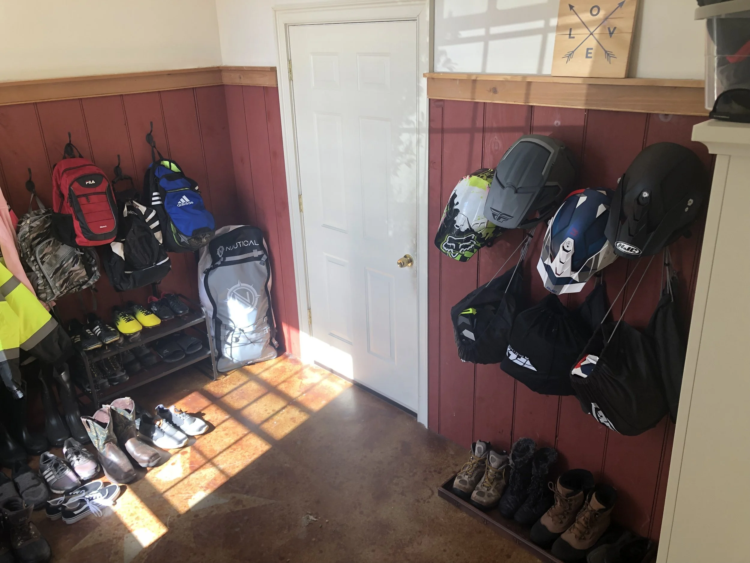 AC_mudroom_after_02.jpeg