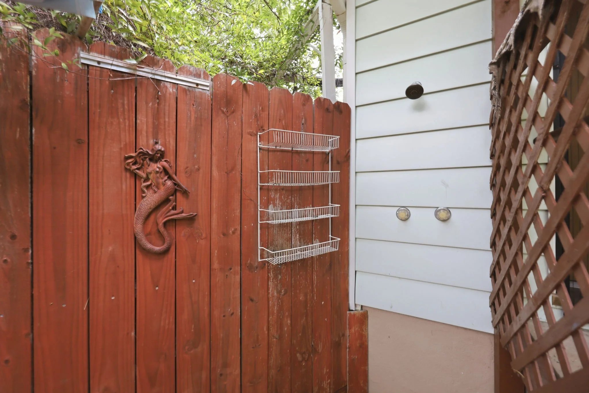 300 Jones Ave Hillsborough NC outdoor shower