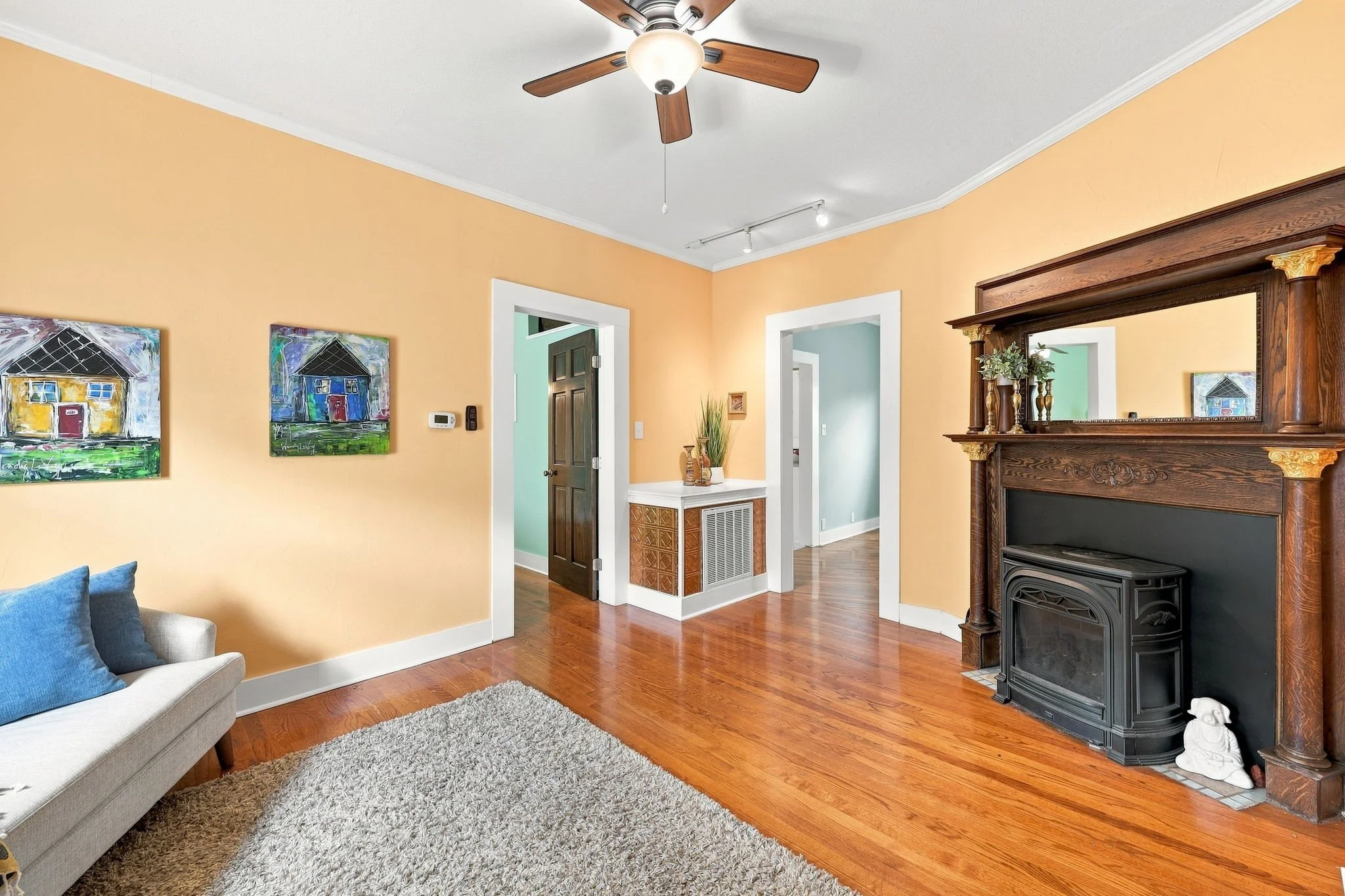 300 Jones Ave Hillsborough NC High Ceilings