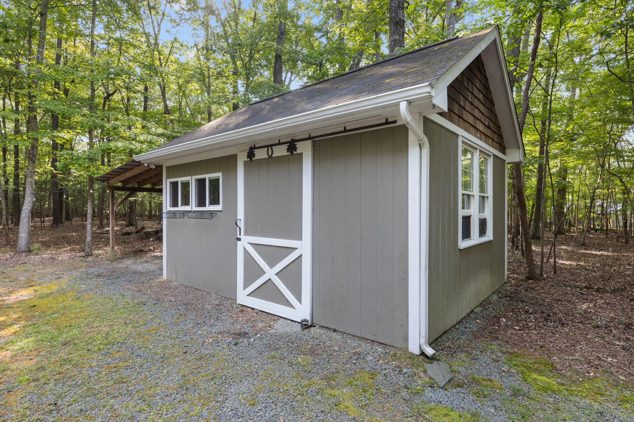 she shed/man cave/work shop/artist studio/your choice